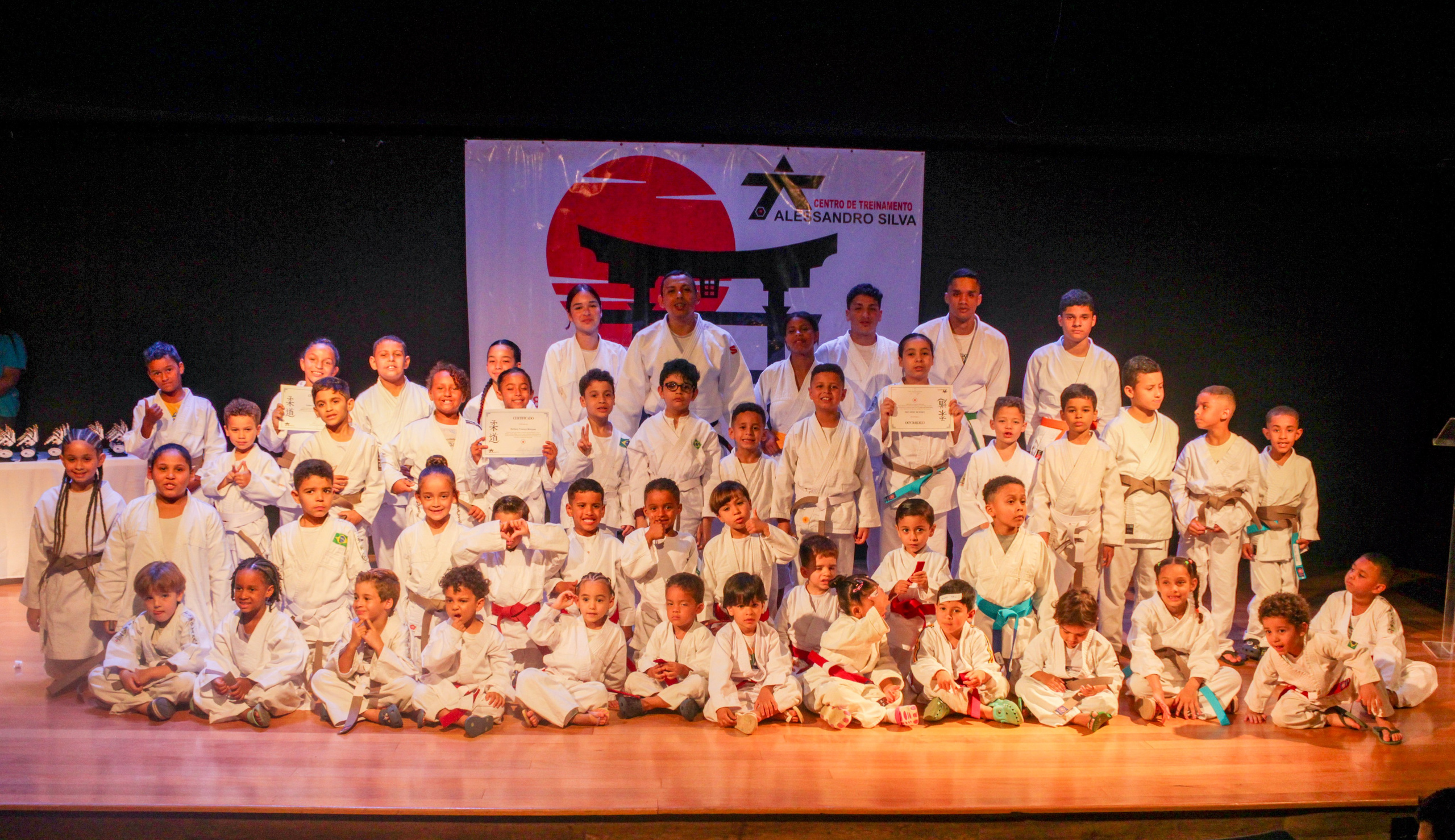 Troca de Faixa — CT Alessandro Silva. Valkyestudio