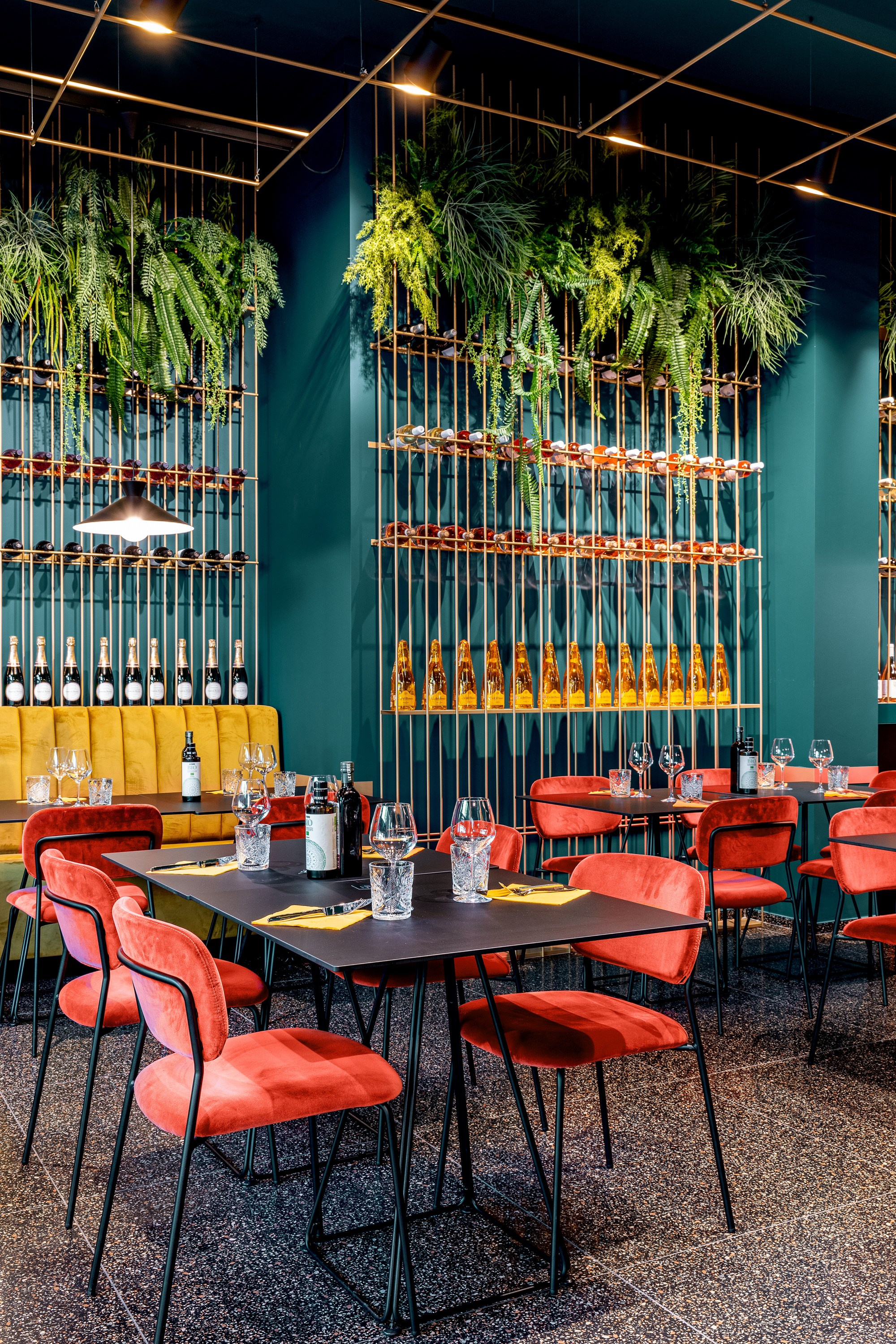 Bar restaurant in Taranto (Apulia)