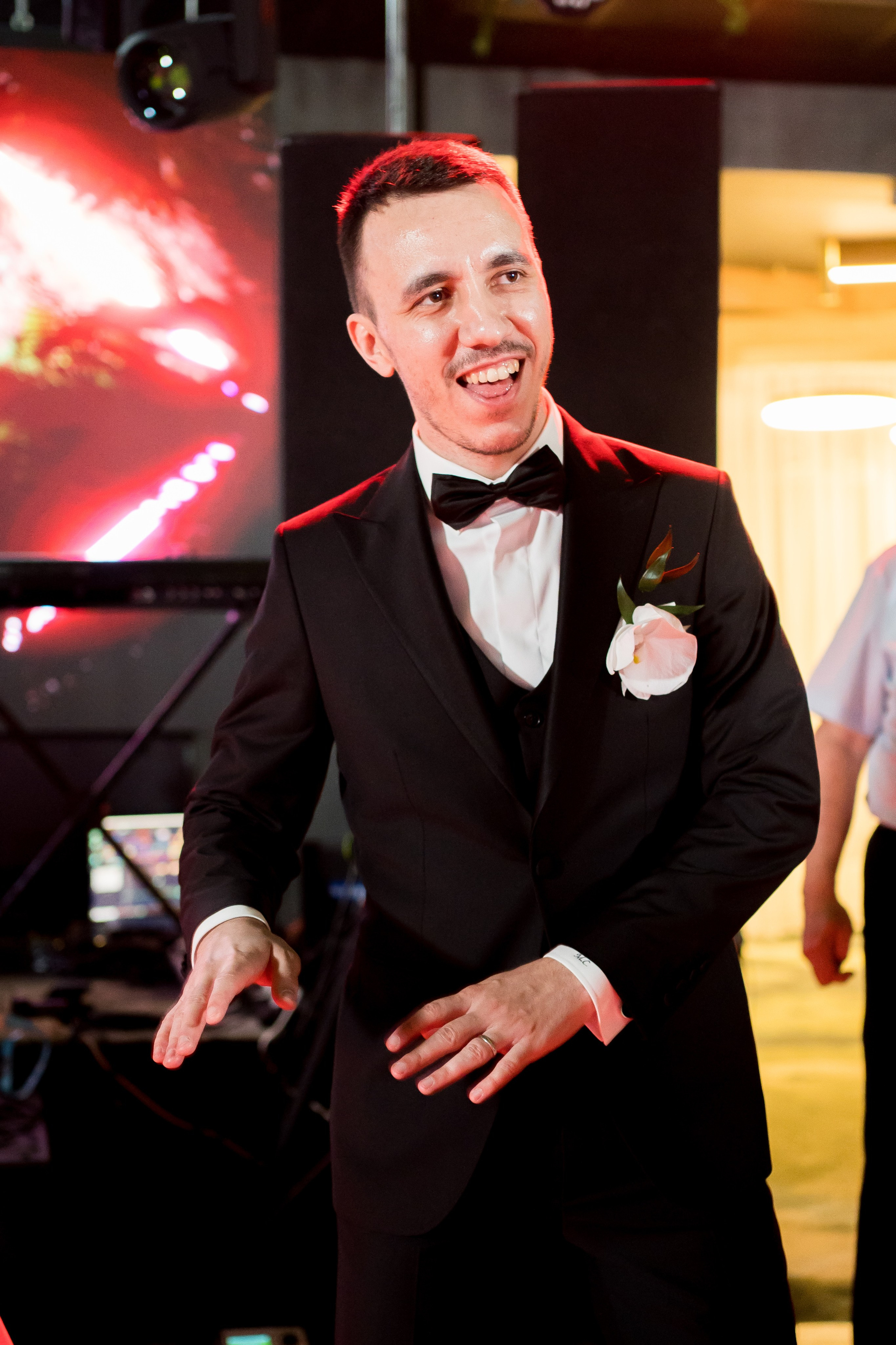 PARTY. Gabriel Florea — Fotograf nuntă București