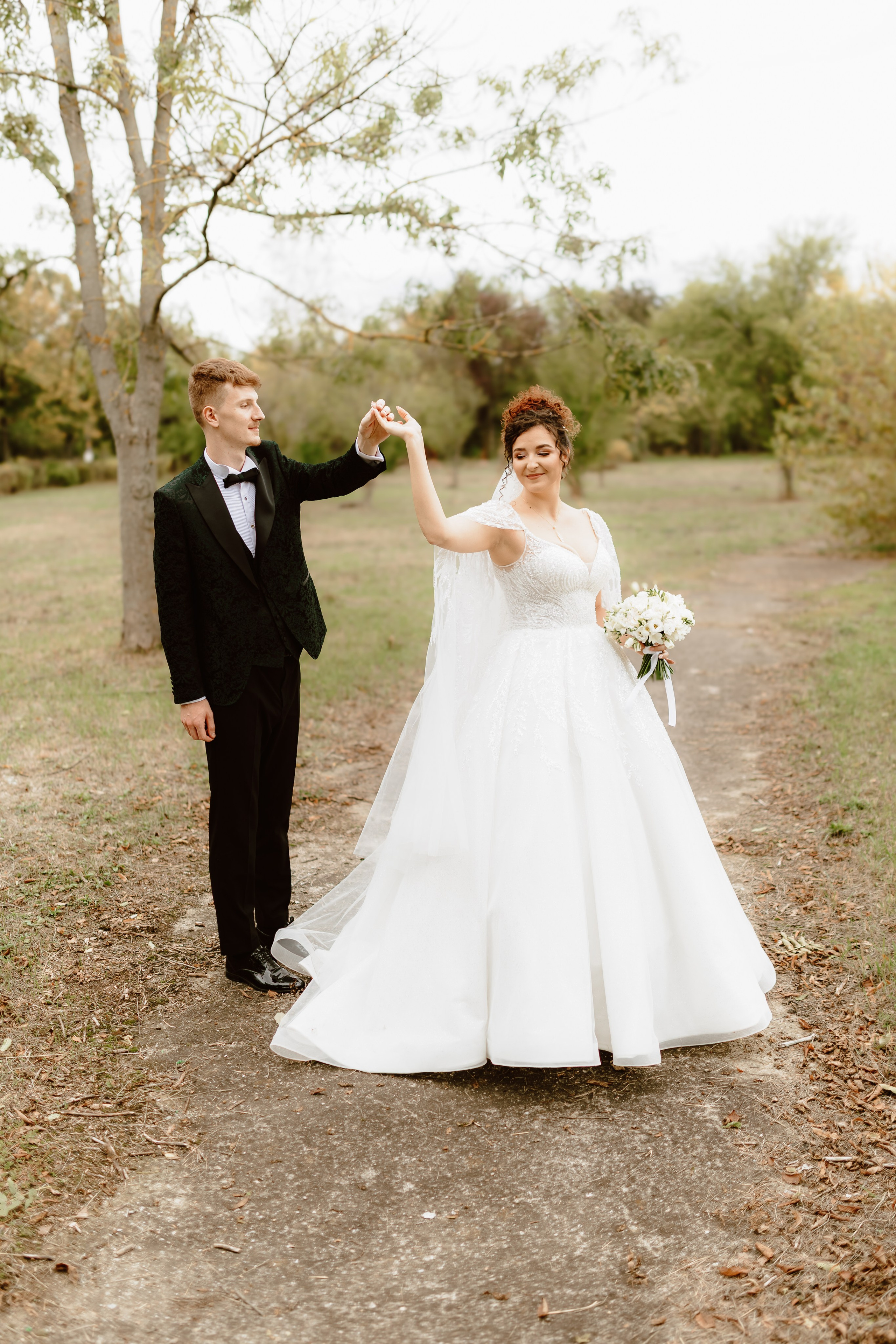 Alexandra & Adrian 🍀🧡🌿. Stefan Teodorescu — Fotograf de Nunta Ploiesti