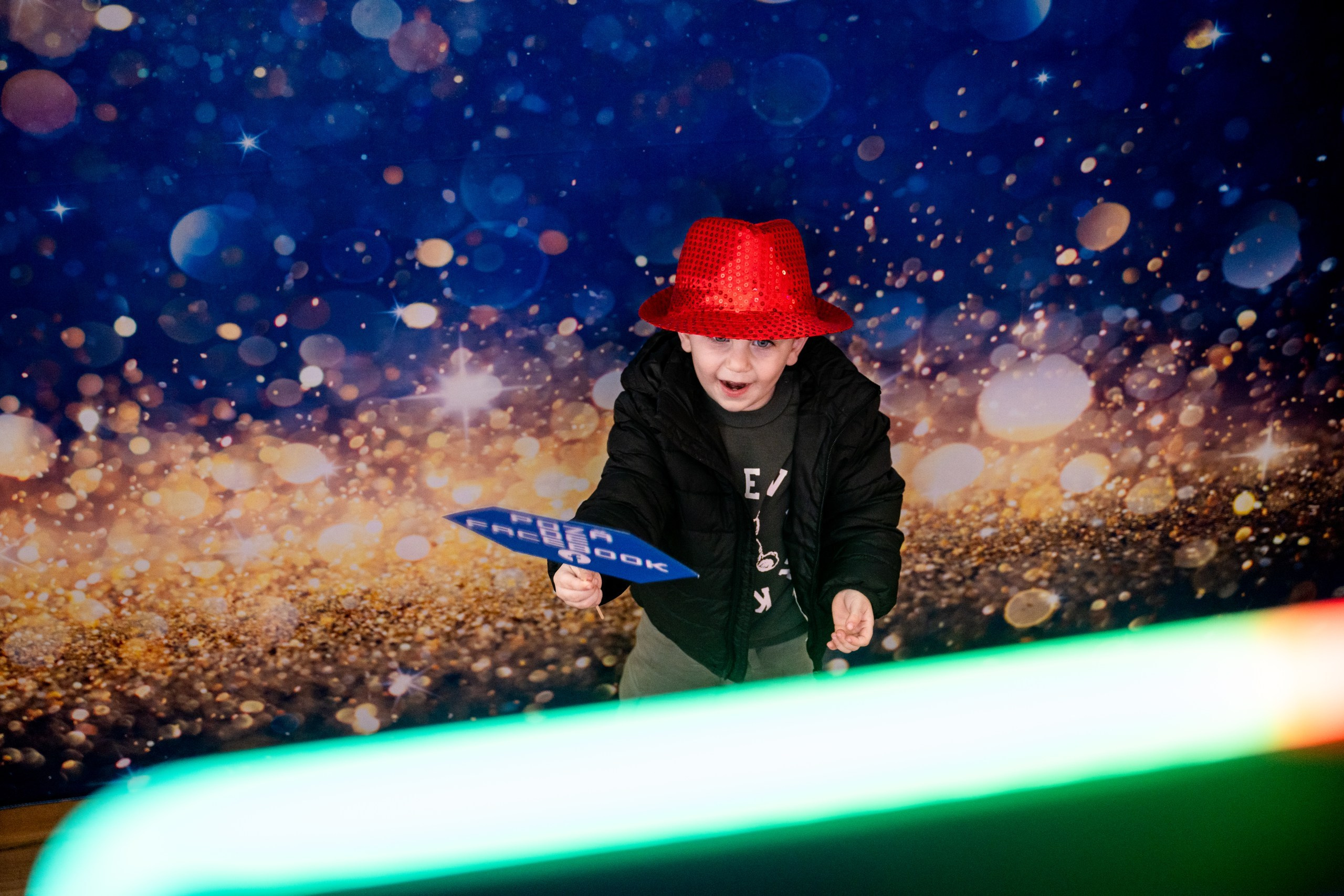 Cabină foto cu led. MOMENTsFILM — Foto-Video wedding & more