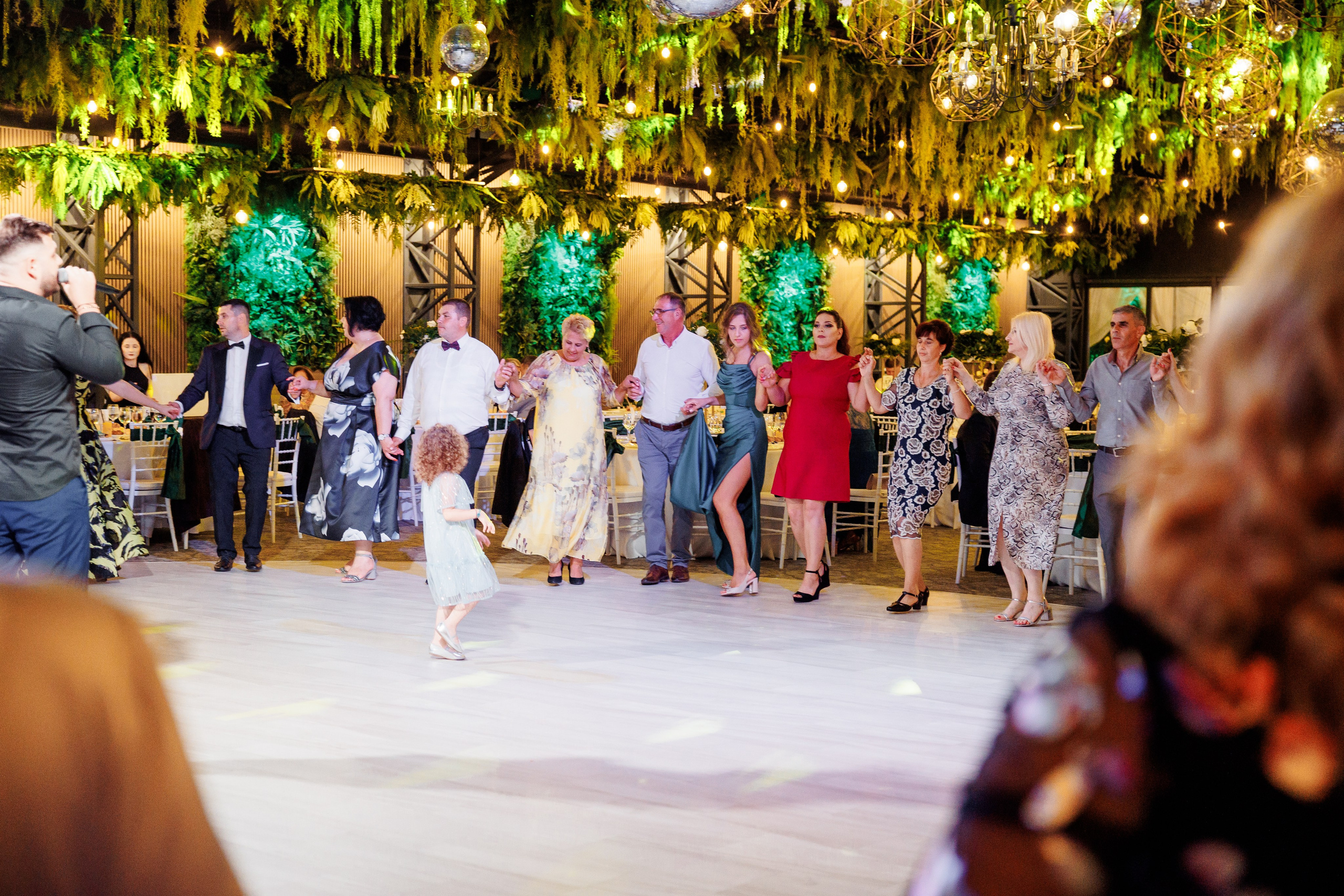 Raluca & Bogdan - Domeniile Saftica. MDimaFotoStudio. Fotograf de nuntă, evenimente private și de familie