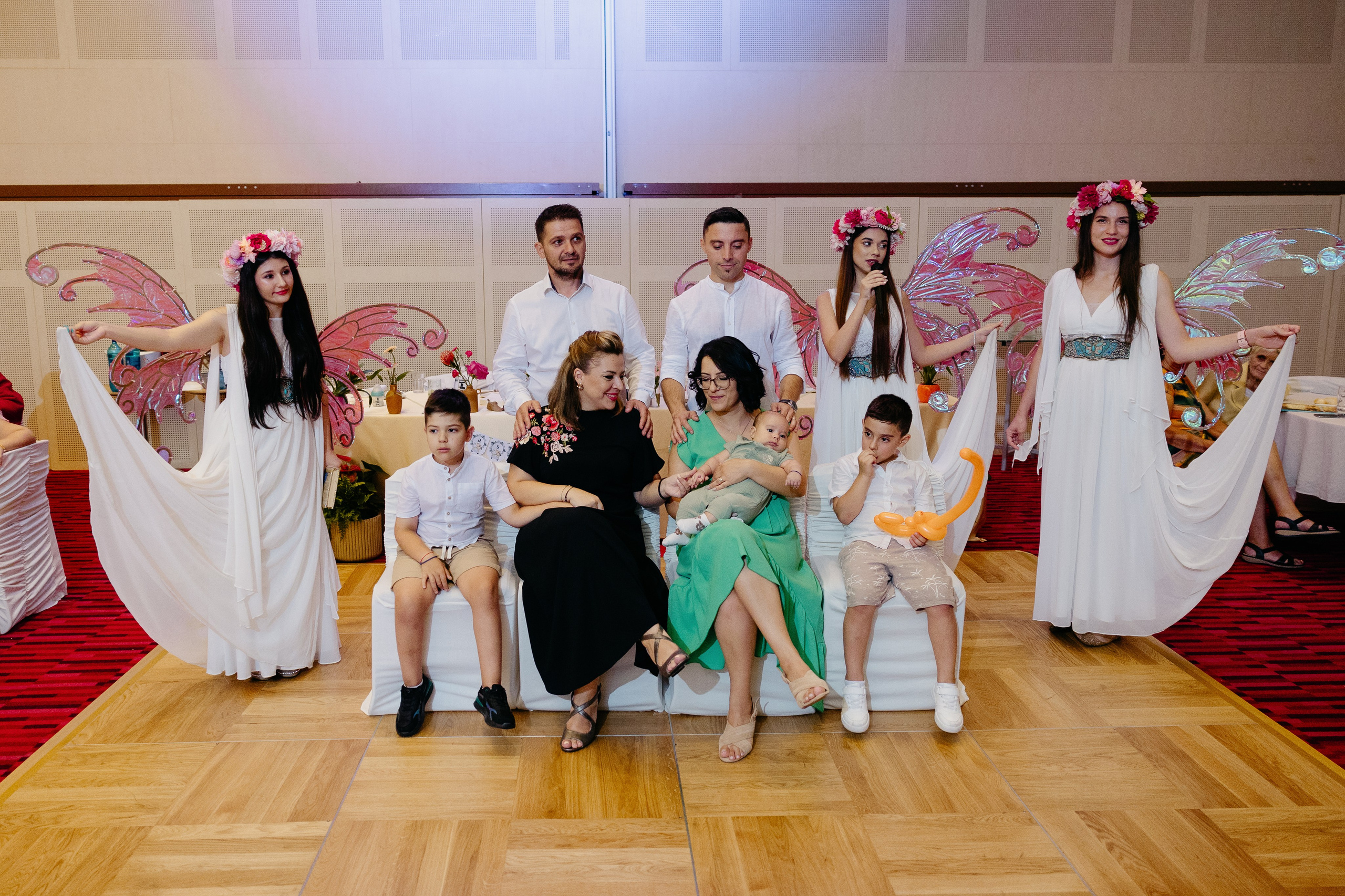 Fotografie De Botez MdimaFotoStudio. MDimaFotoStudio. Fotograf de nuntă, evenimente private și de familie