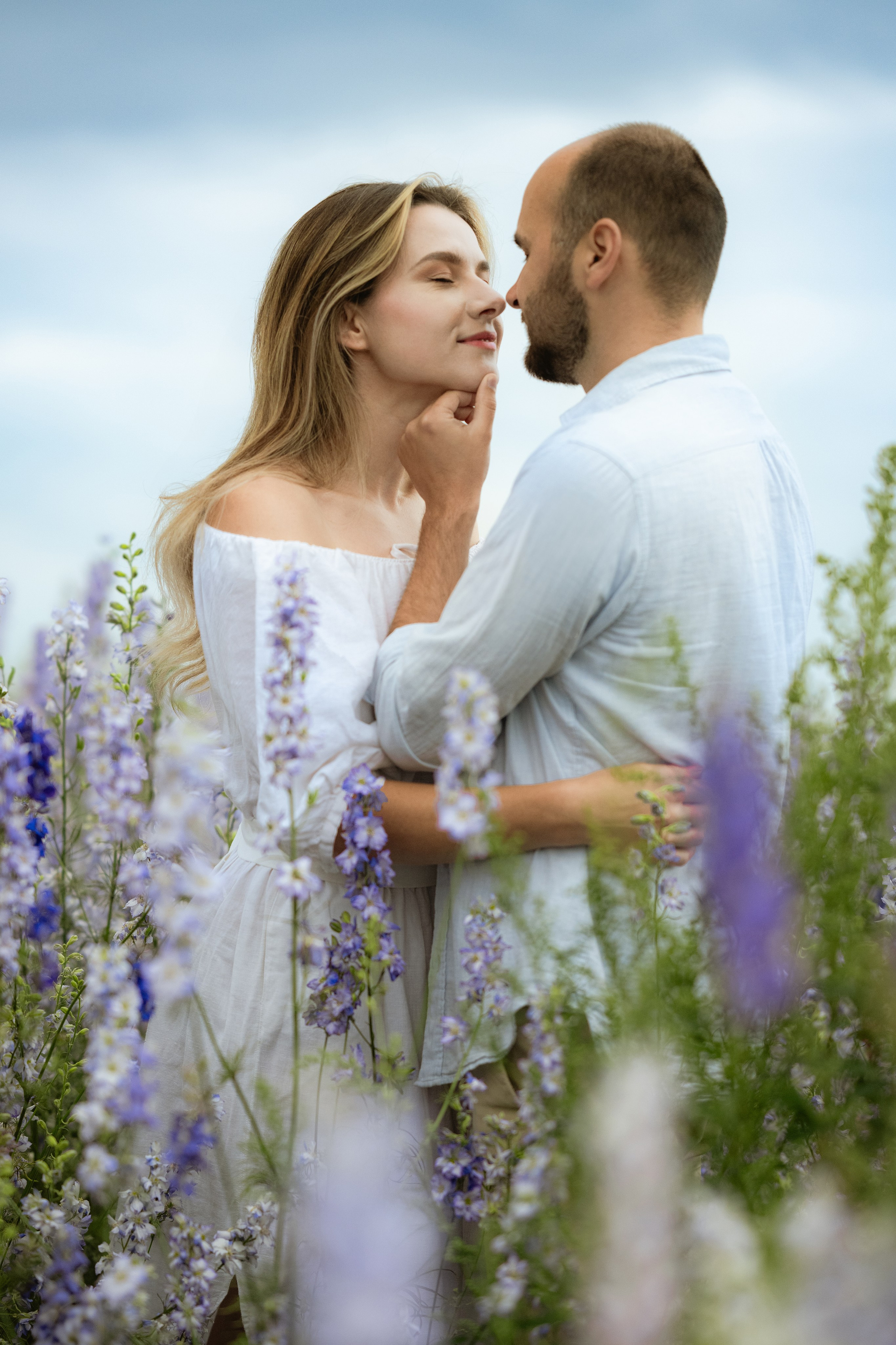 Blooms and kisses. Tania Gandrabur, photographer in West Midlands, England