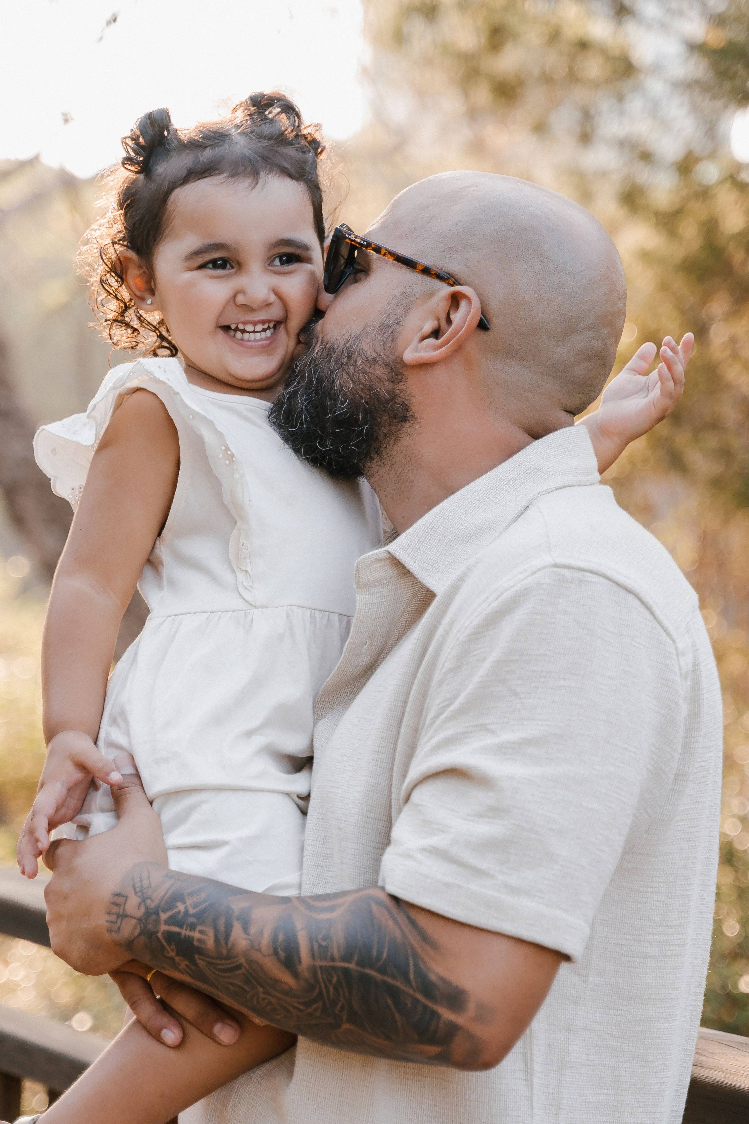 Rebeca, Roman y Laia. Fotógrafa de bodas y familias en España, Valencia: Nadia ProFoto