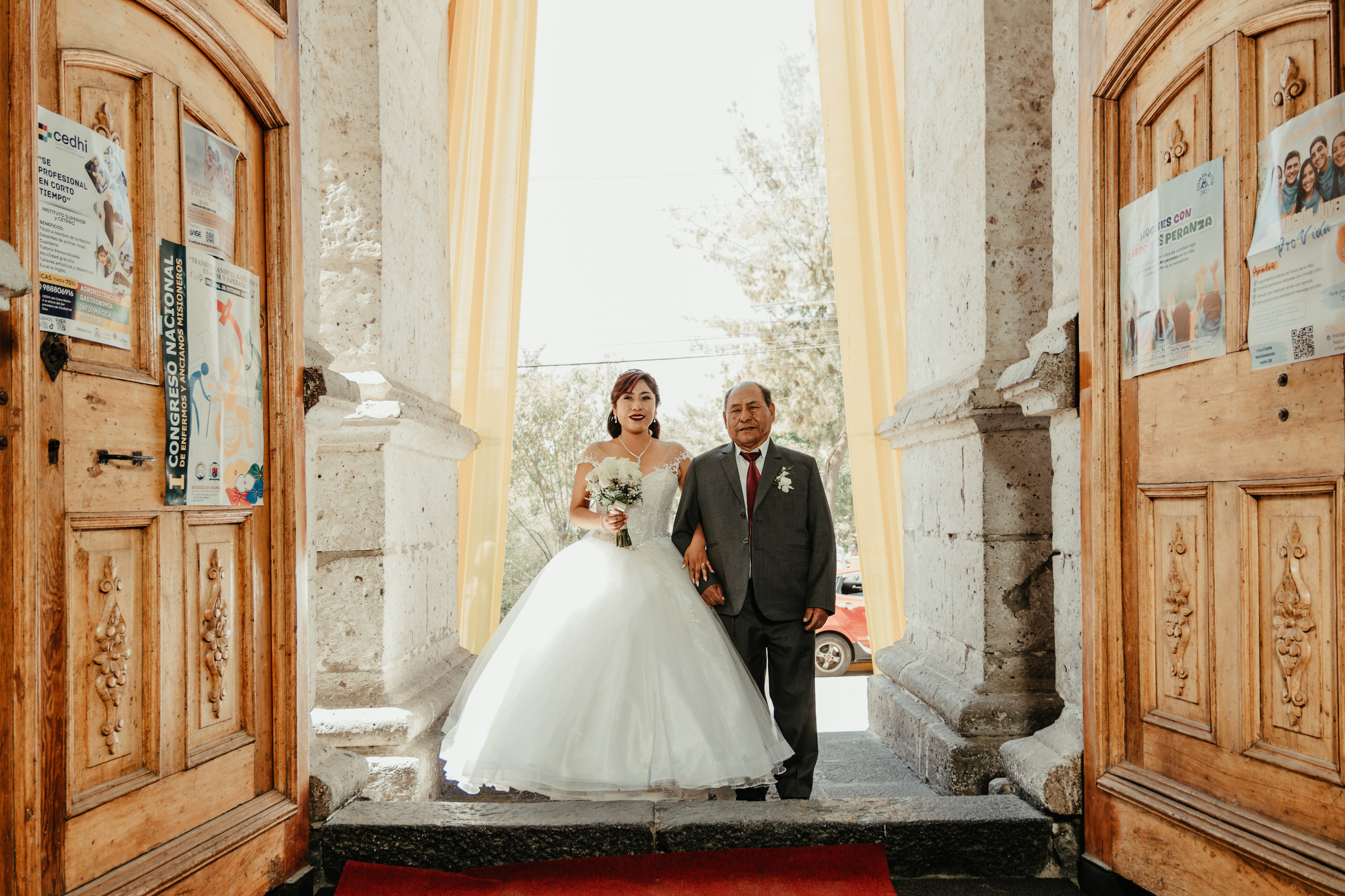 VANESSA + FRANKLIN BODA RELIGIOSA. Studio KVTA | Fotografía y Video de Bodas en Arequipa