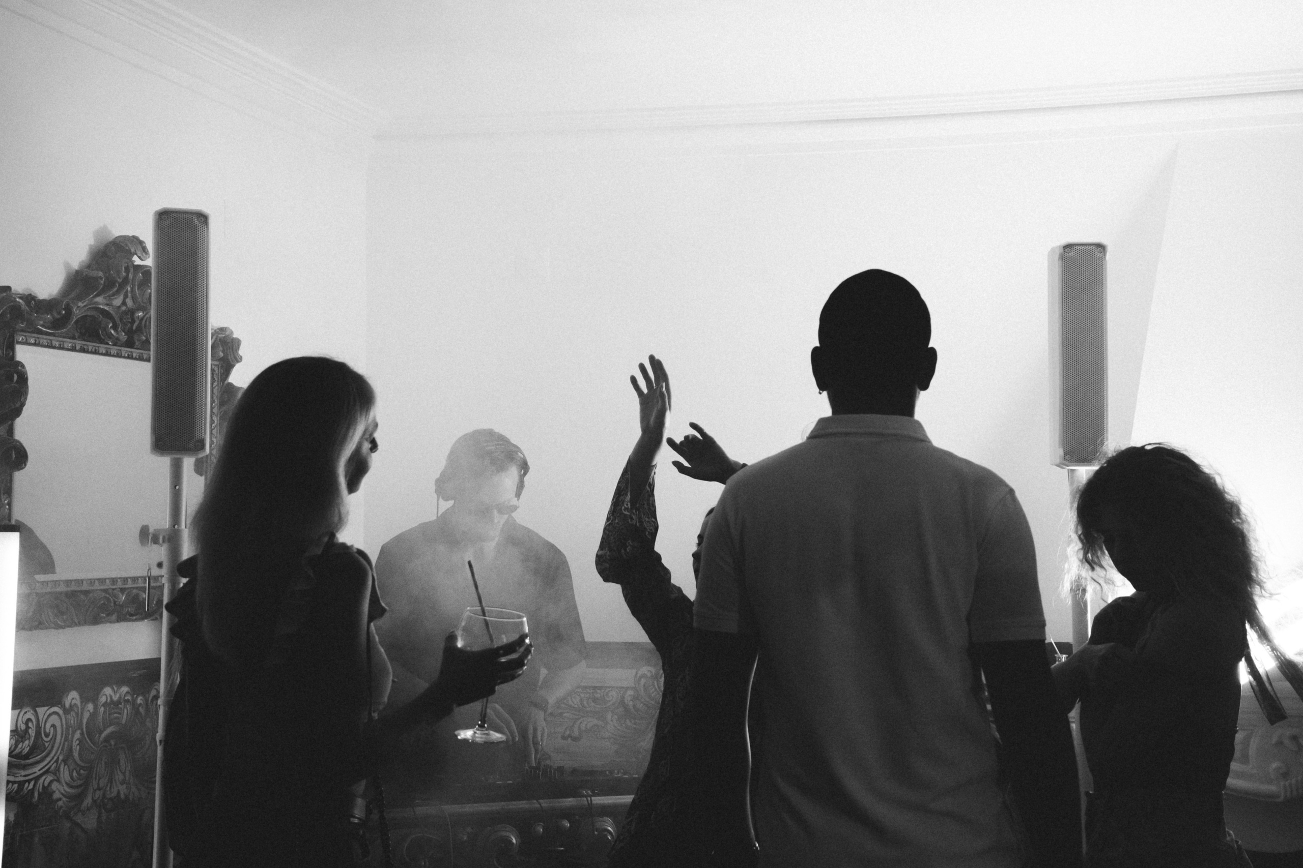 Pool party in  High Villa.  Cascais Sintra Lisbon. Валерія Сичова. Сімейний та репортажний фотограф в Португаліі