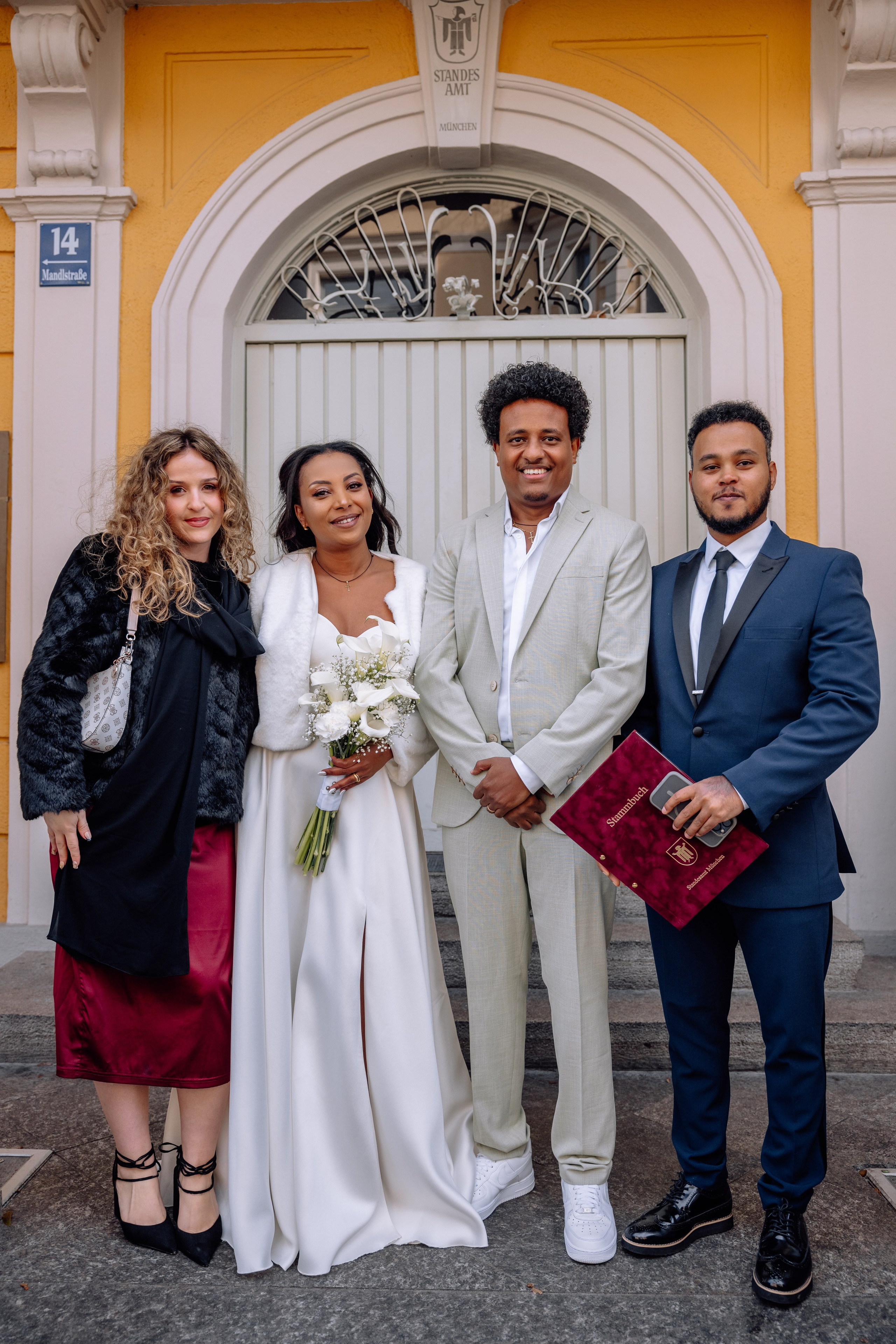 Äthiopische Hochzeit in der Mandlstrasse/Frühling 2025. Hochzeitsfotograf München Taufe Familienfotograf Tanja Mauke