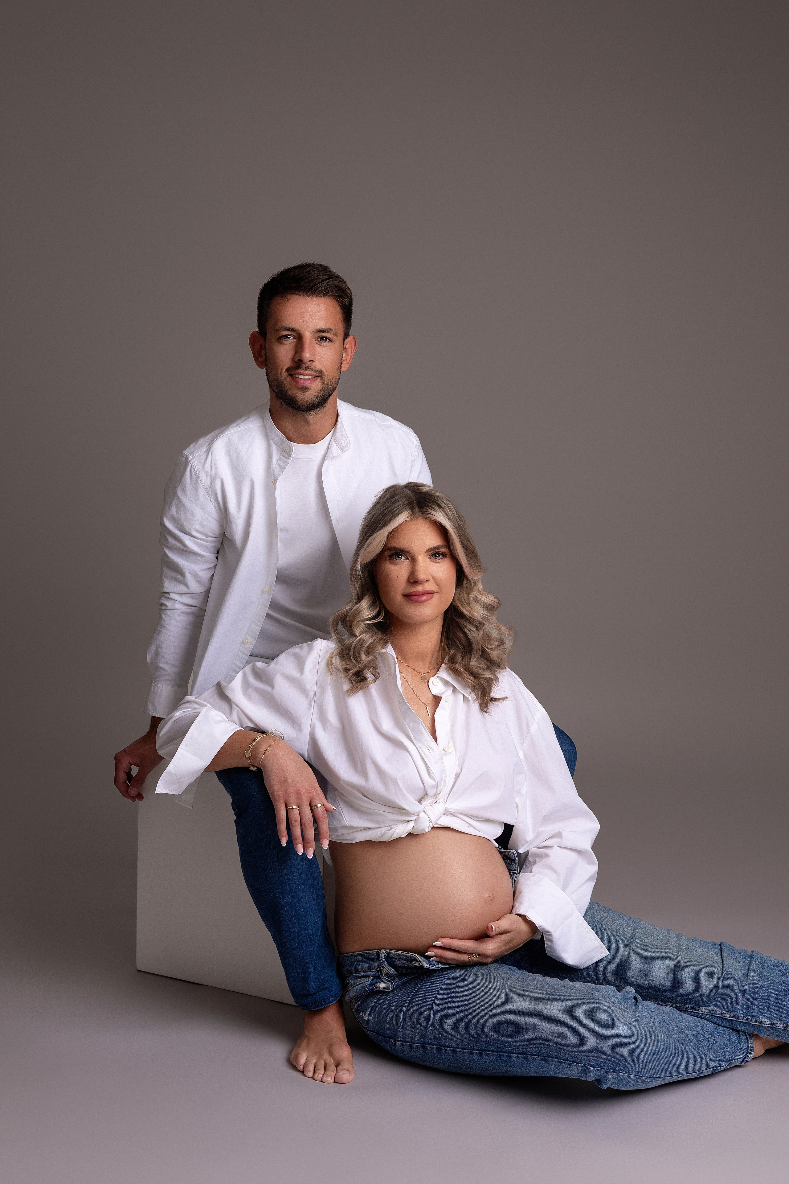 Babybauch. Neugeborene- Schwangerschaft- und Kinder Fotografin in Lehre