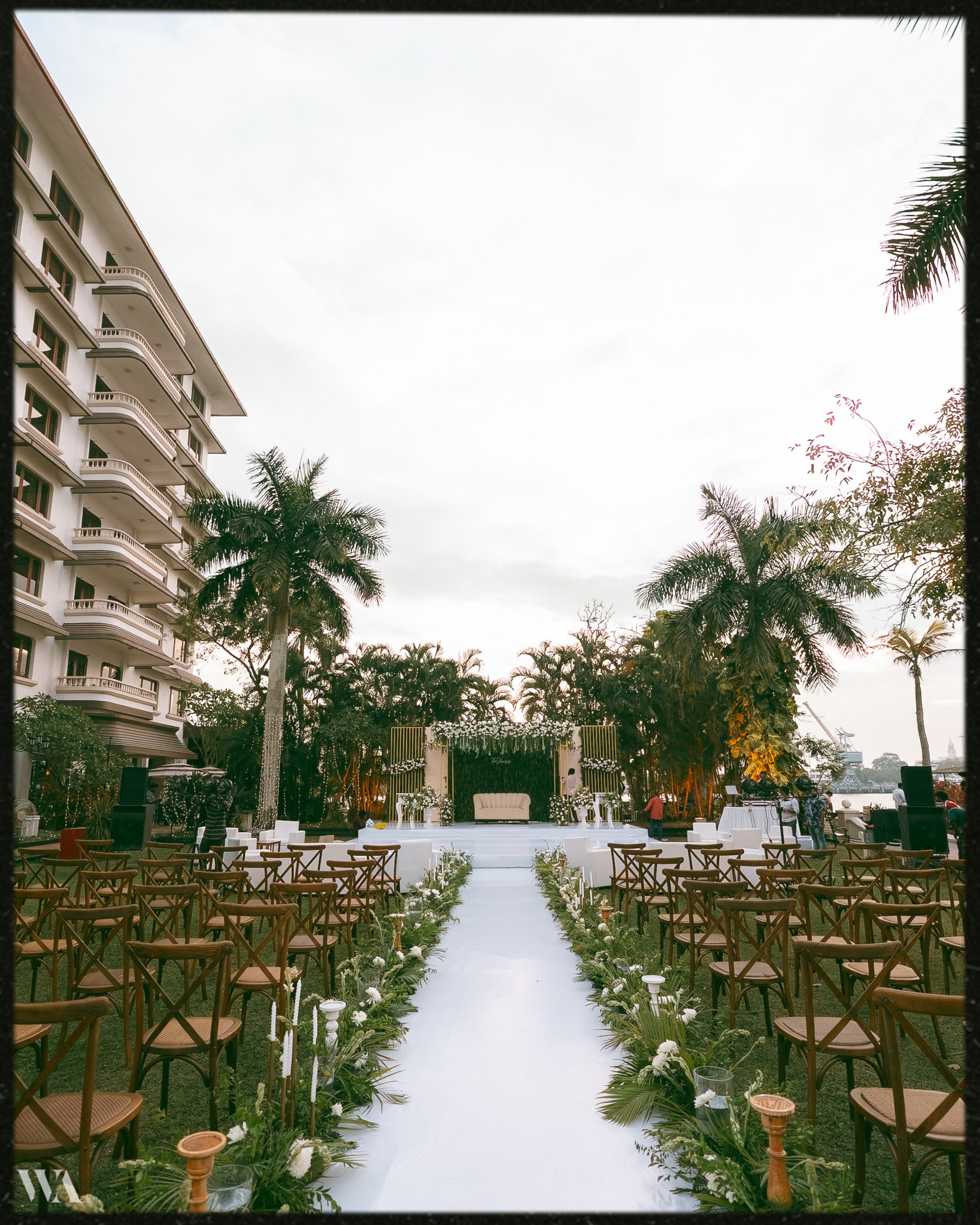 Bella + moritz. Wedding & Editorial Photographer | Anandshivadas