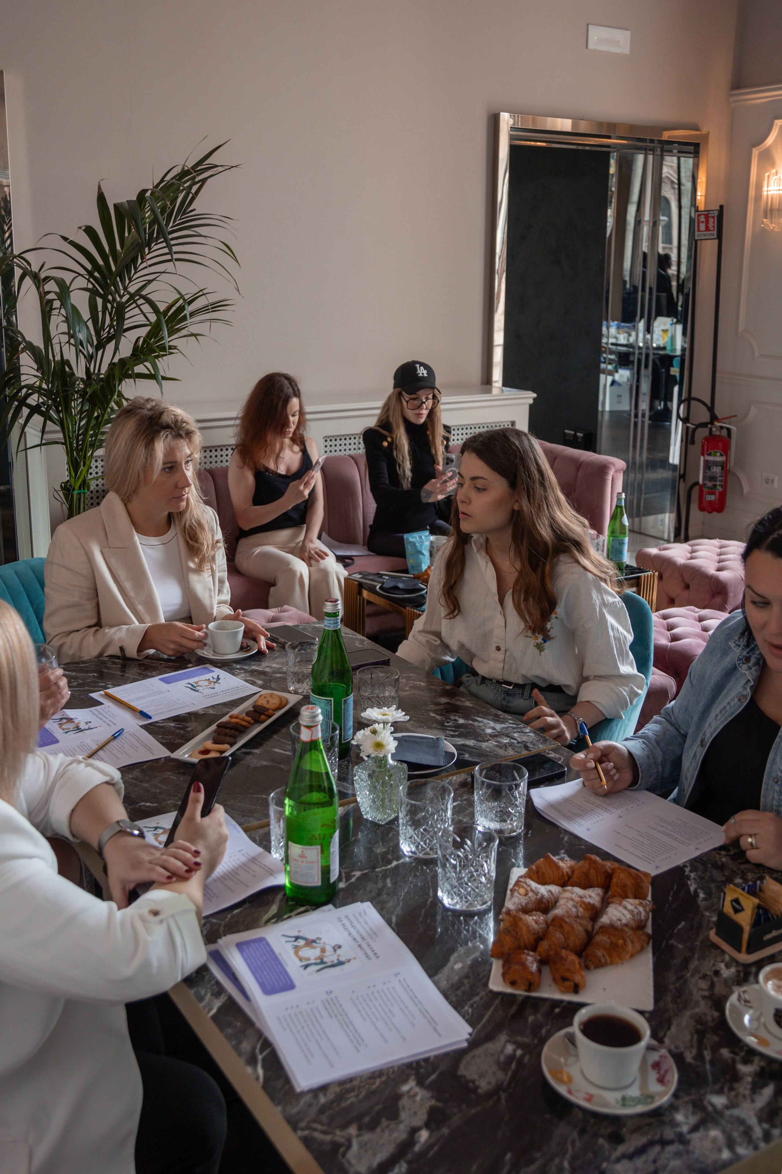 Beauty Breakfast Krasotatut. Photographer in Milan |Mila Pro Photo