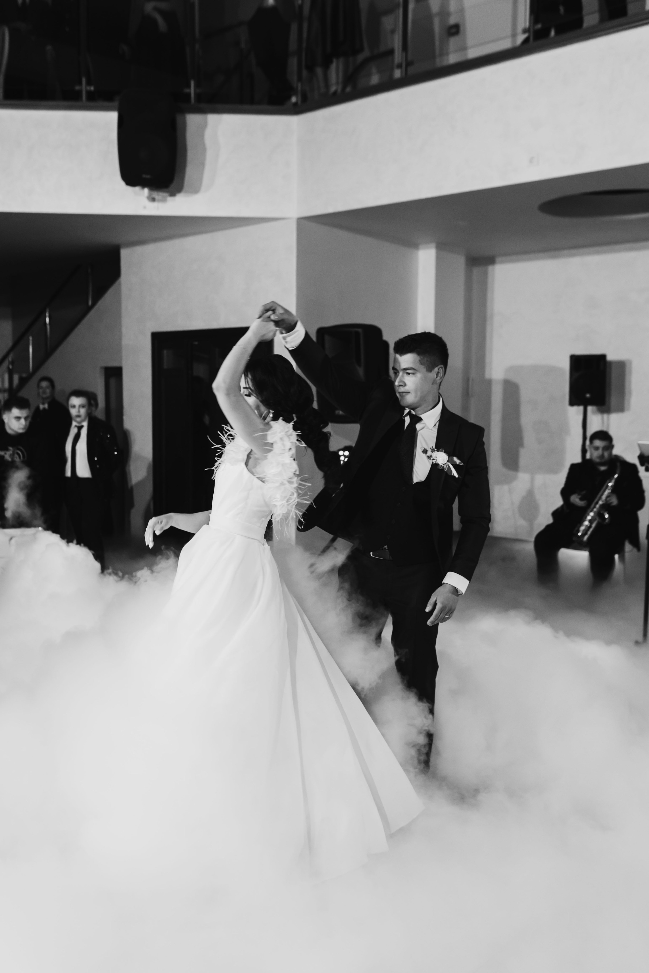 Loredana & Emilian – Ziua Nunții | Videografie - fotografie Botez Suceava, Iași, Botoșani. Servicii foto-video profesionale, pentru momente de neuitat
