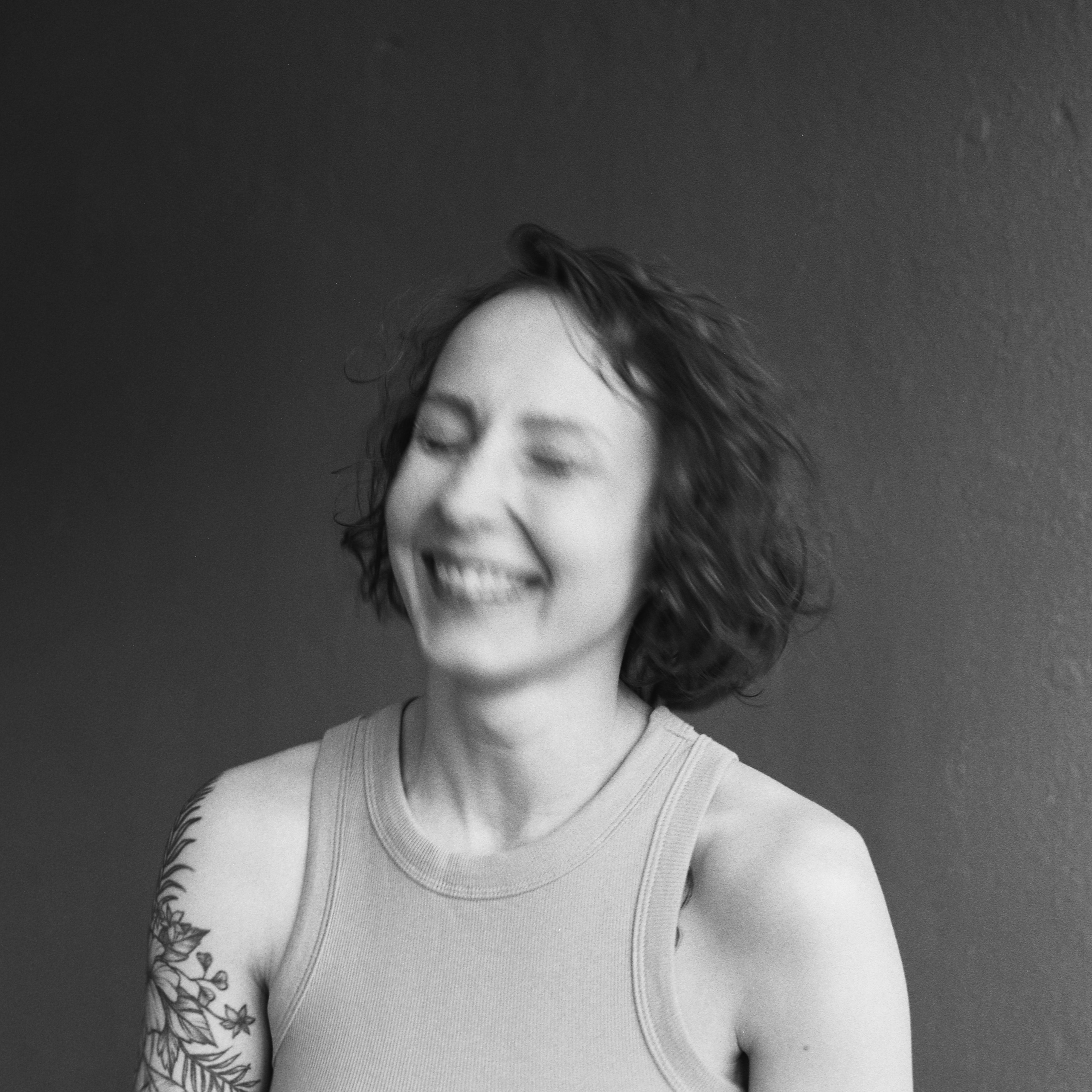 Съёмка для Вики. Полина Сойреф, портретный и документальный фотограф