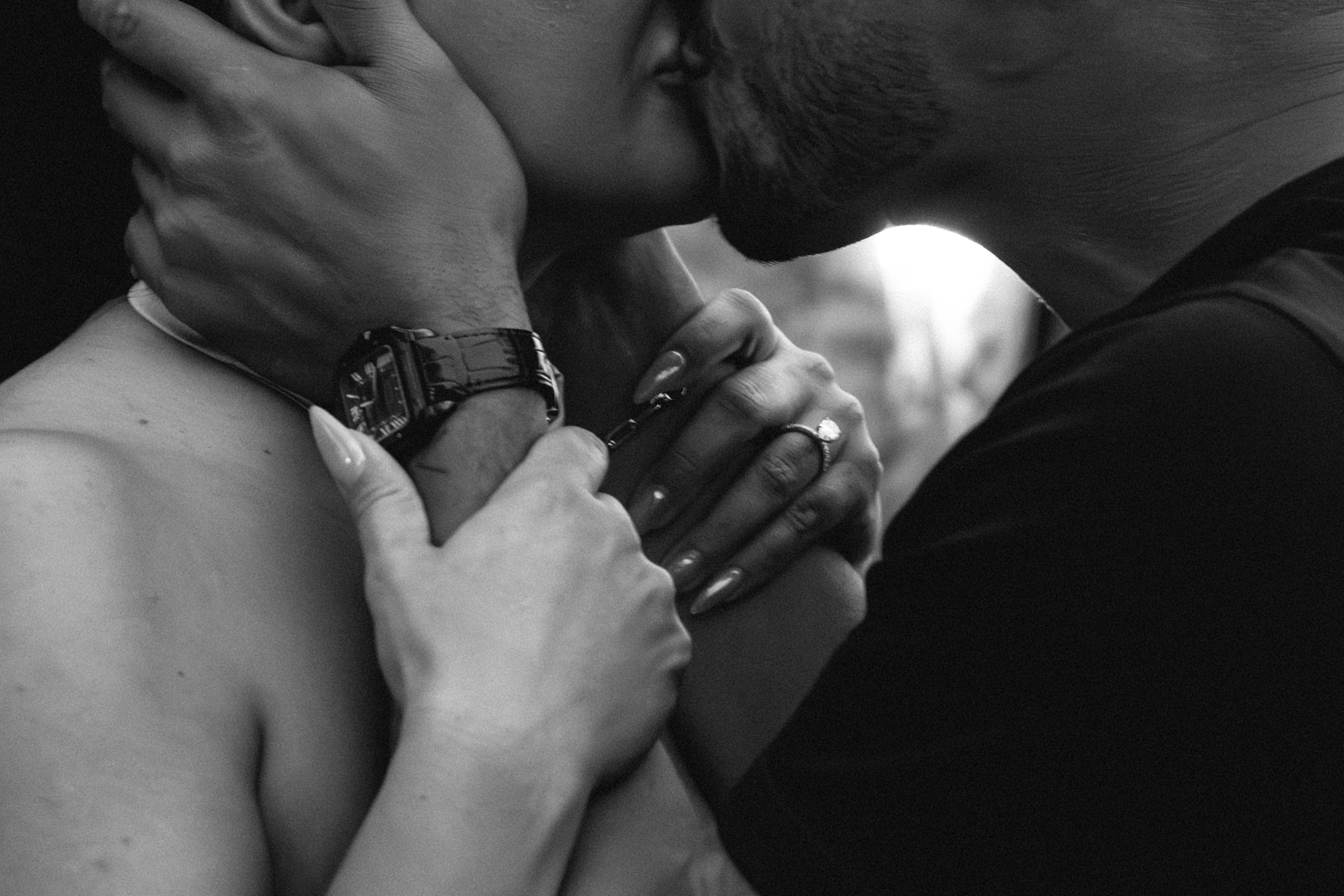 Man proposing to a woman at a scenic overlook with a river valley in the background, surrounded by rustic stone of Altos de chavon. Punta cana wedding family fashion photographer dominican republic, destination wedding photographer, elopement photography Punta Cana