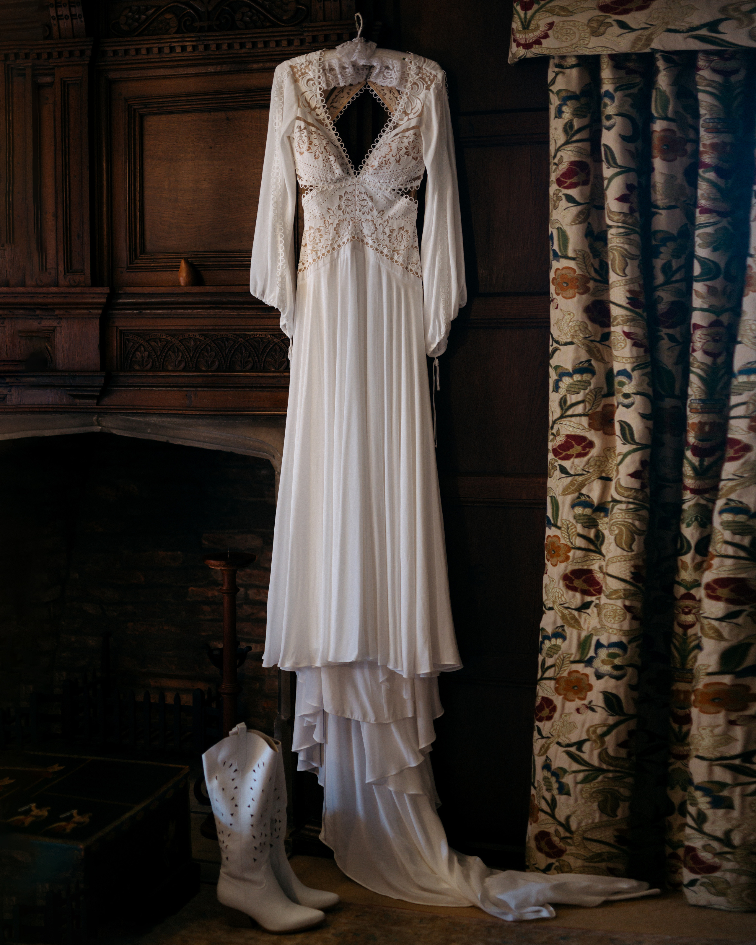 Elegant Crayke Manor Wedding | Yorkshire Real Wedding. Rapley Photography | West Yorkshire Wedding & Portrait Photographer