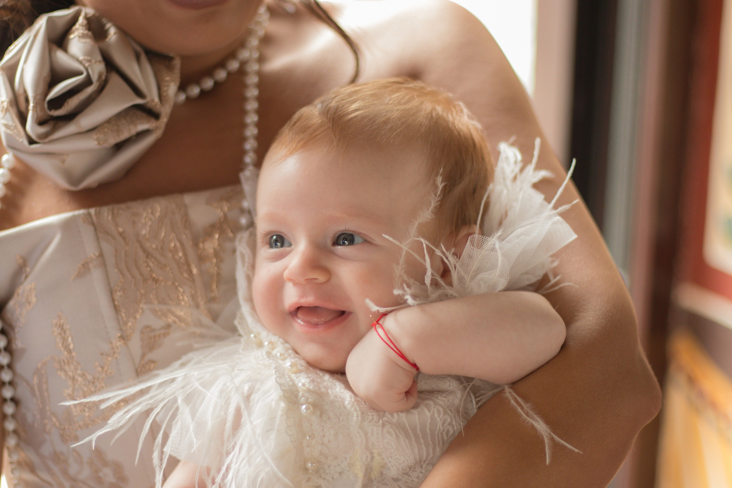 Eva Ioana. Fotograf si videograf — evenimente si studio