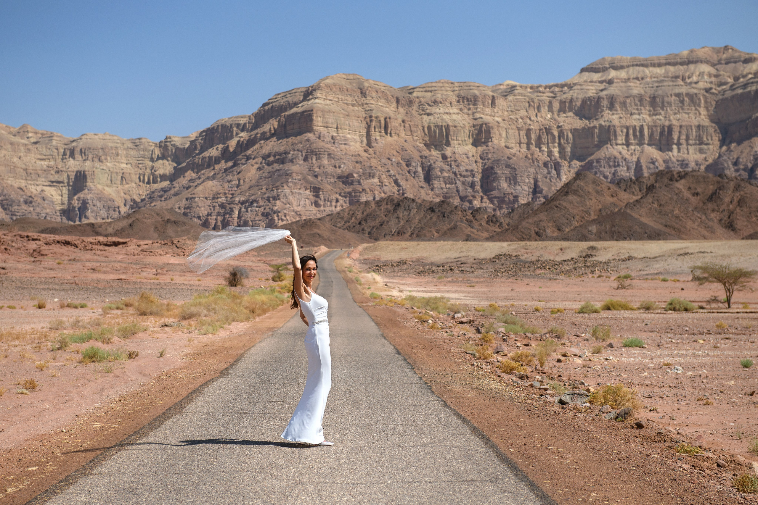 Wedding in the Timna park for Guy & Jodie. Family children pregnancy love stories photographer in Eilat Israel Olga Amchislavsky