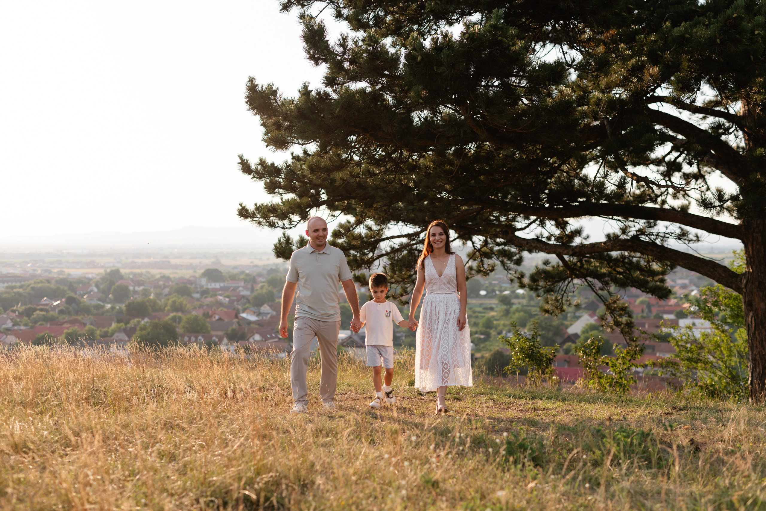 Claudia, Ionut & Cezar — Family. Main