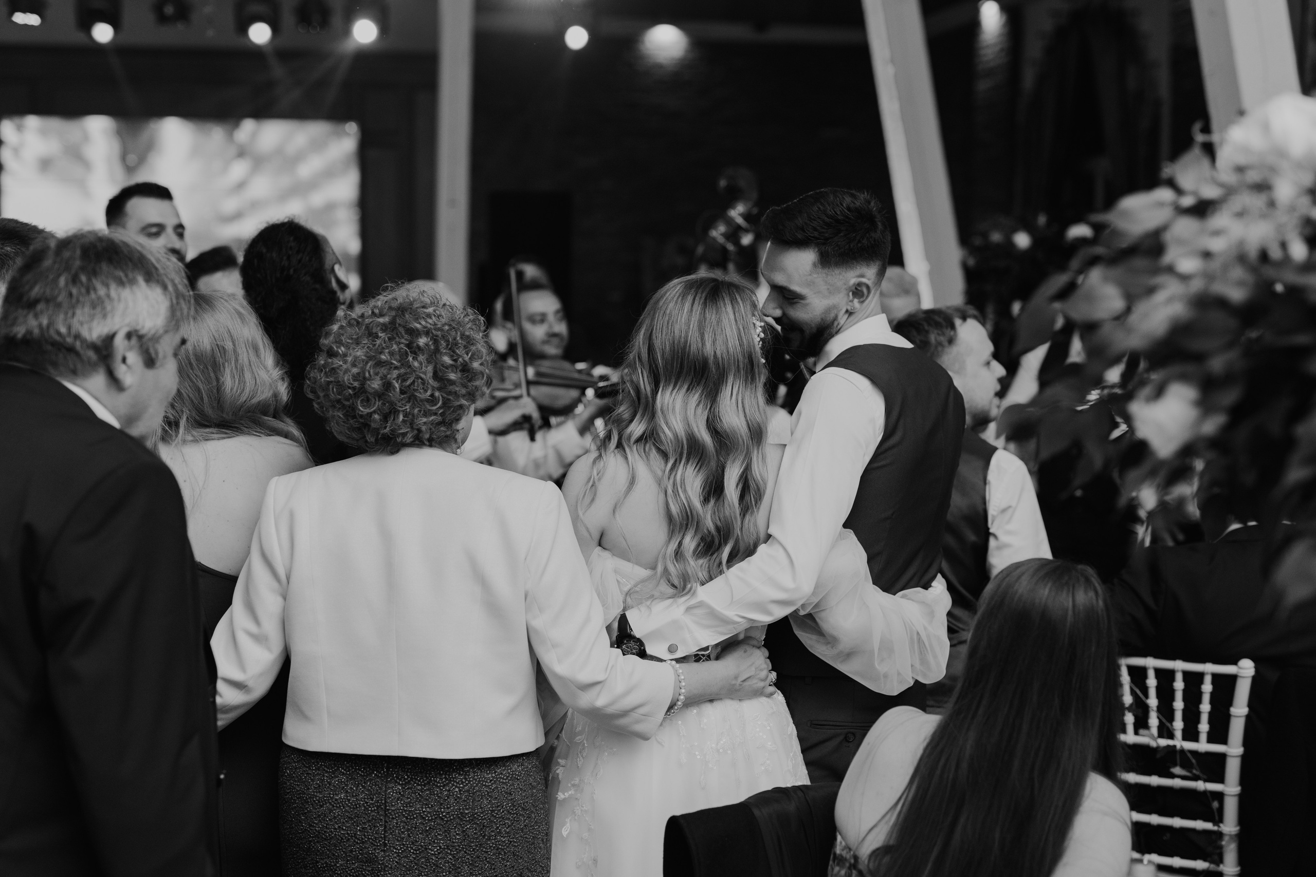 Nicoleta & Lucian. Main