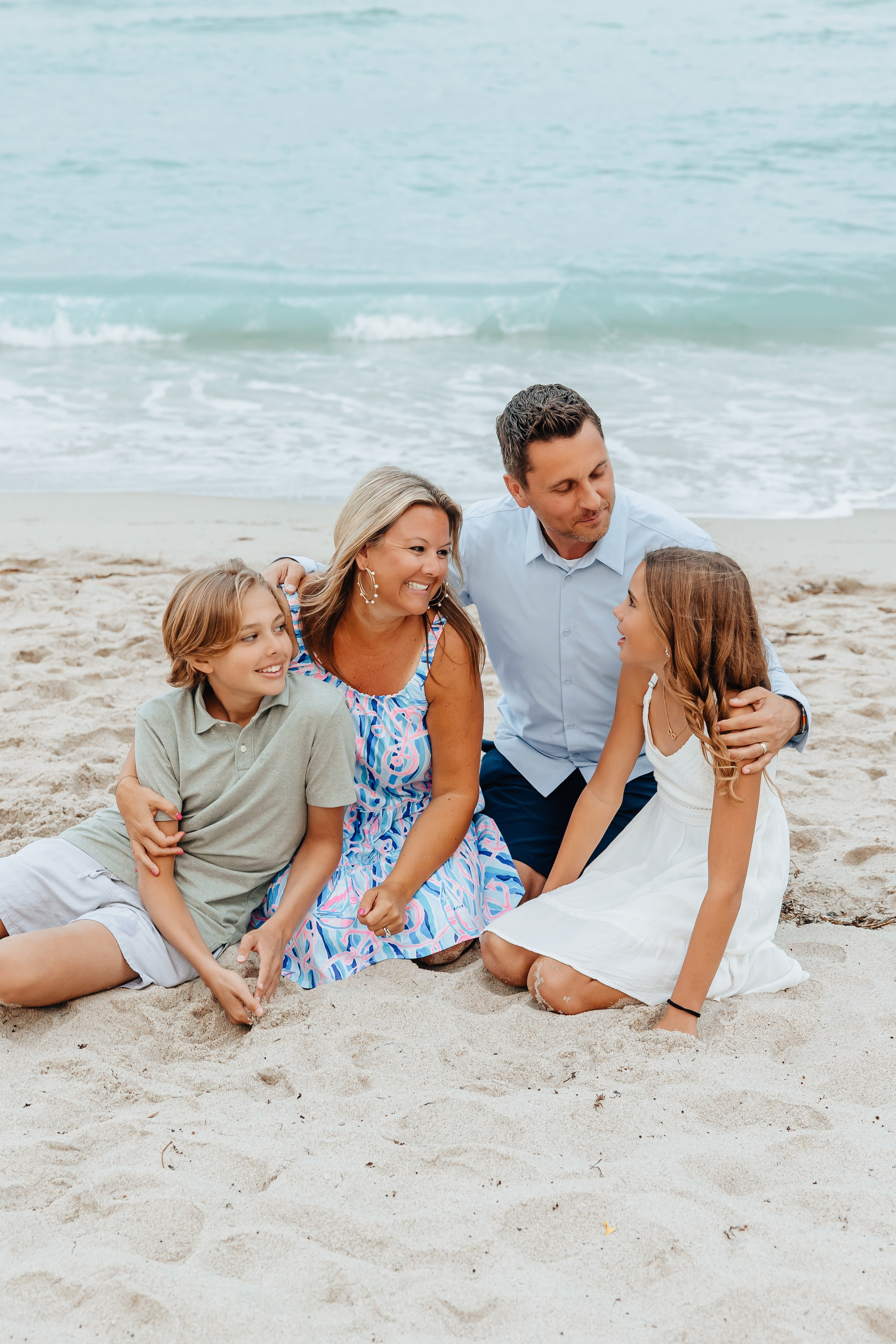 Family. Alya Leto Photographer