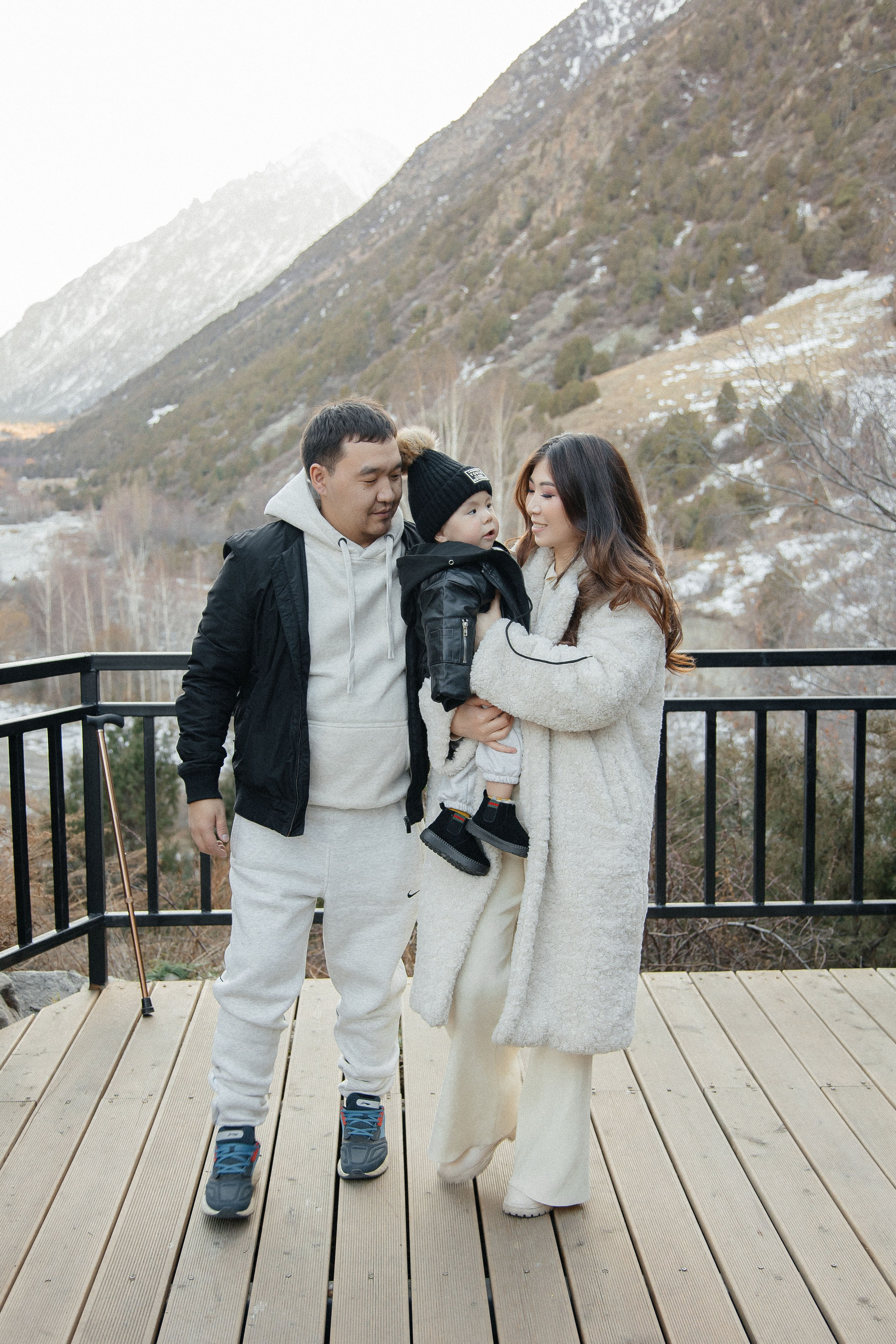 Asel family. Свадебный фотограф в Бишкеке