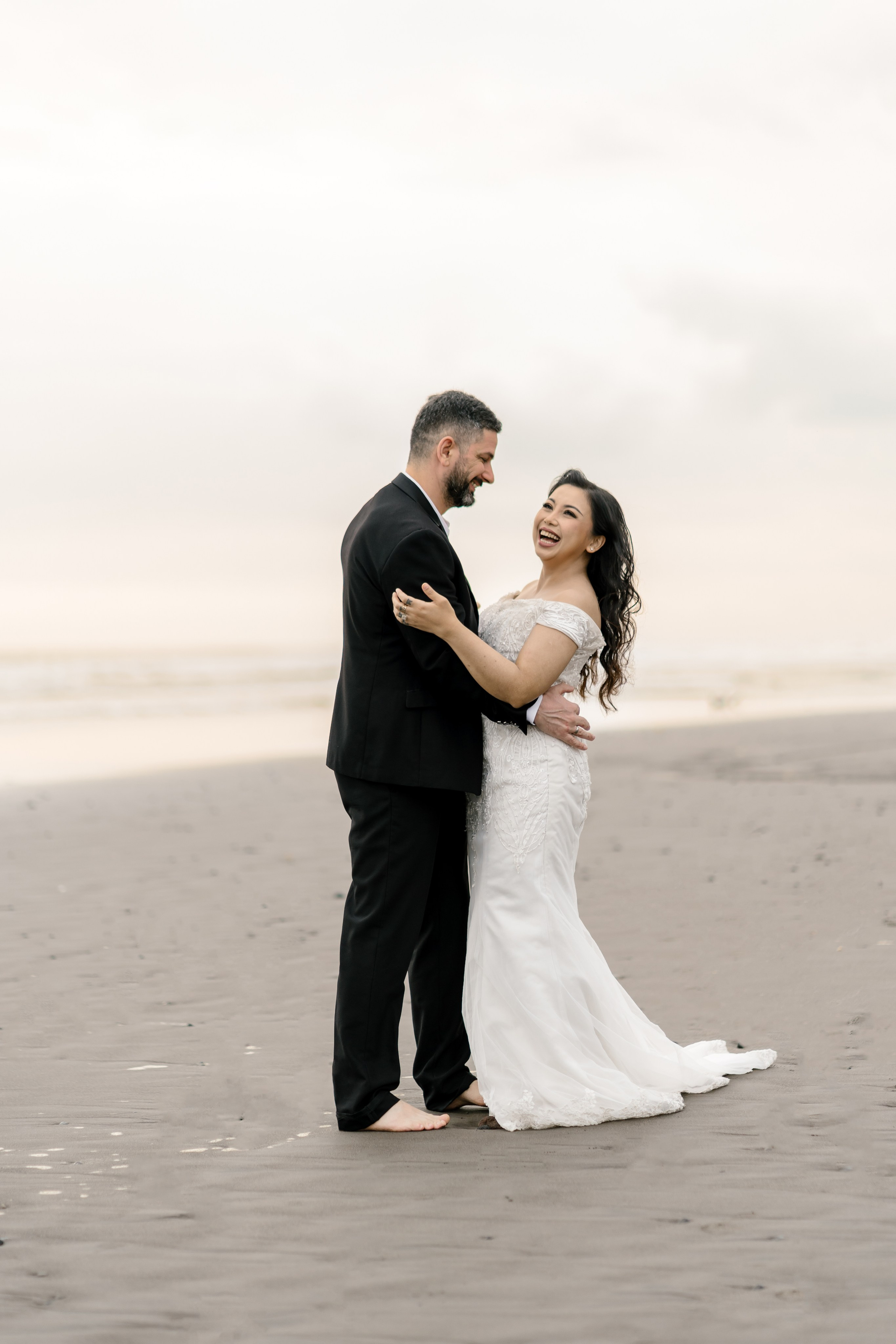 Honeymoon Photoshoot in Bali. Female Photographer in Bali