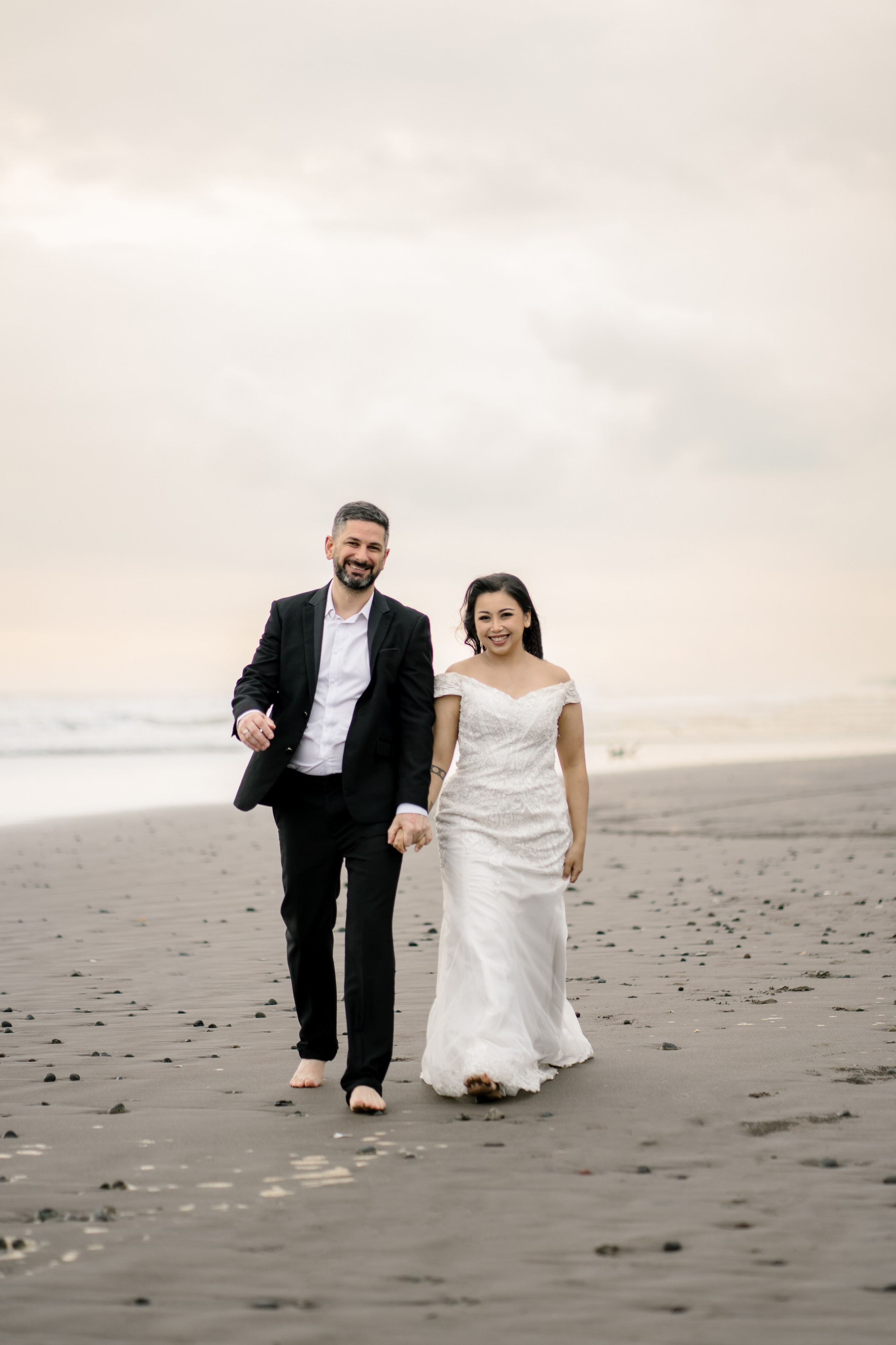 Honeymoon Photoshoot in Bali. Female Photographer in Bali