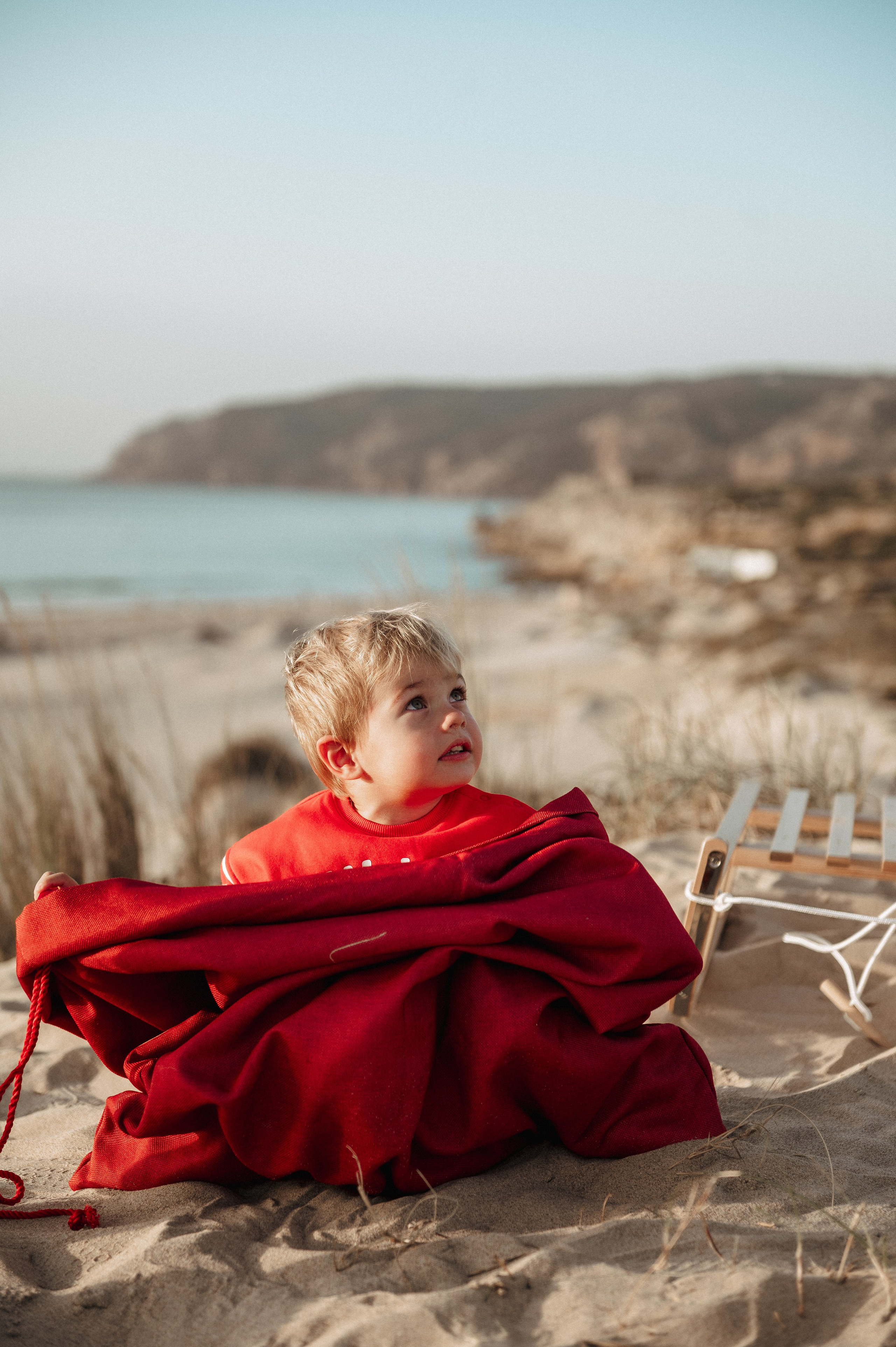 Family Christmas photoshoot on the beach in Portugal. Ваш фотограф в Лиссабоне — Анна Белова
