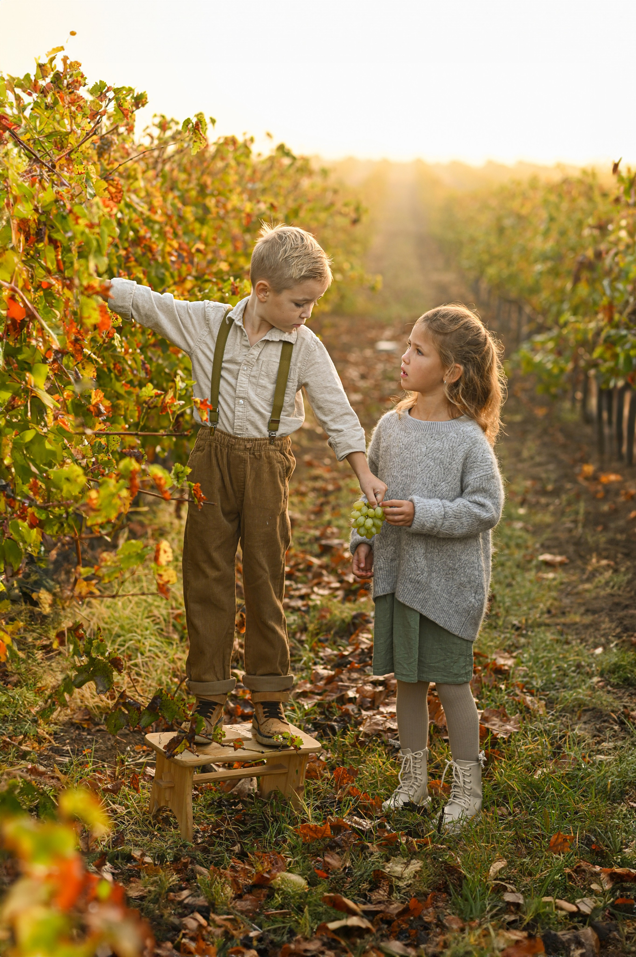 KIDS VINTAGE. Family, children, portrait, and event photography in Thessaloniki
