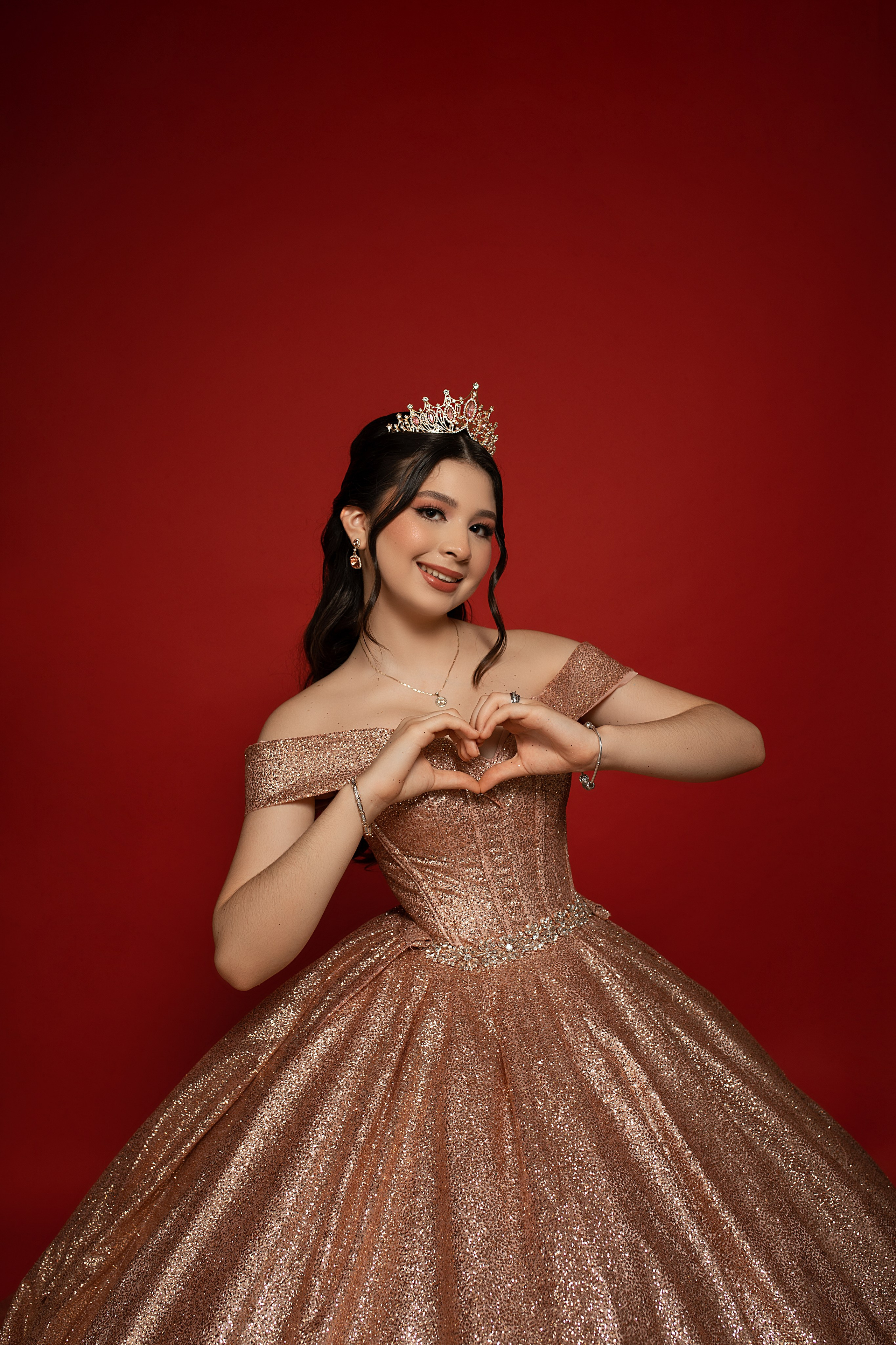 Sesion formal de XV años en estudio. Paula Maria. Виктория Кастельянос. Русскоязычный фотограф в Мексике