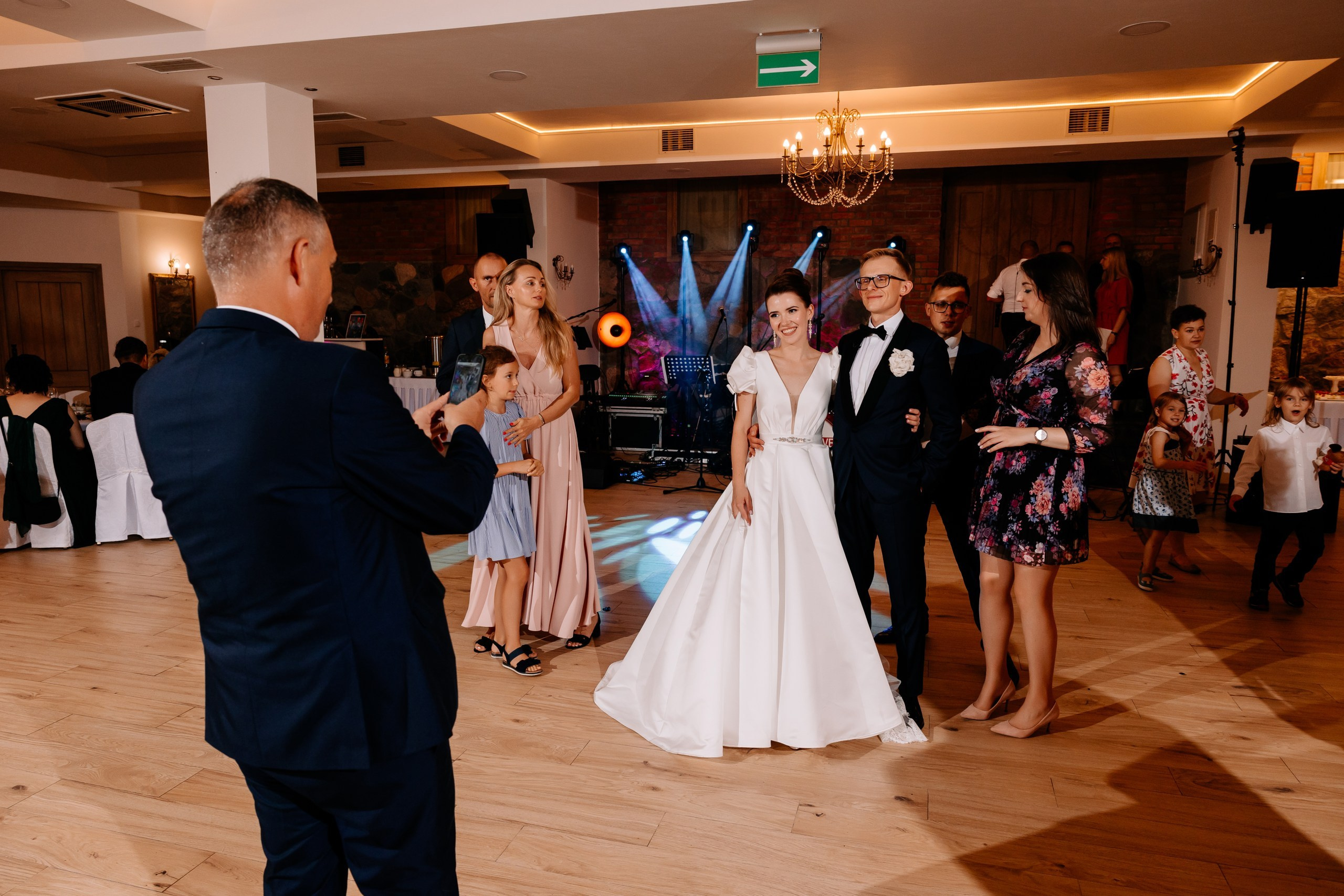 Wiki ♡ Przemek. Fotograf Ślubny Warszawa - Sesje Biznesowe Rodzinne Eventy