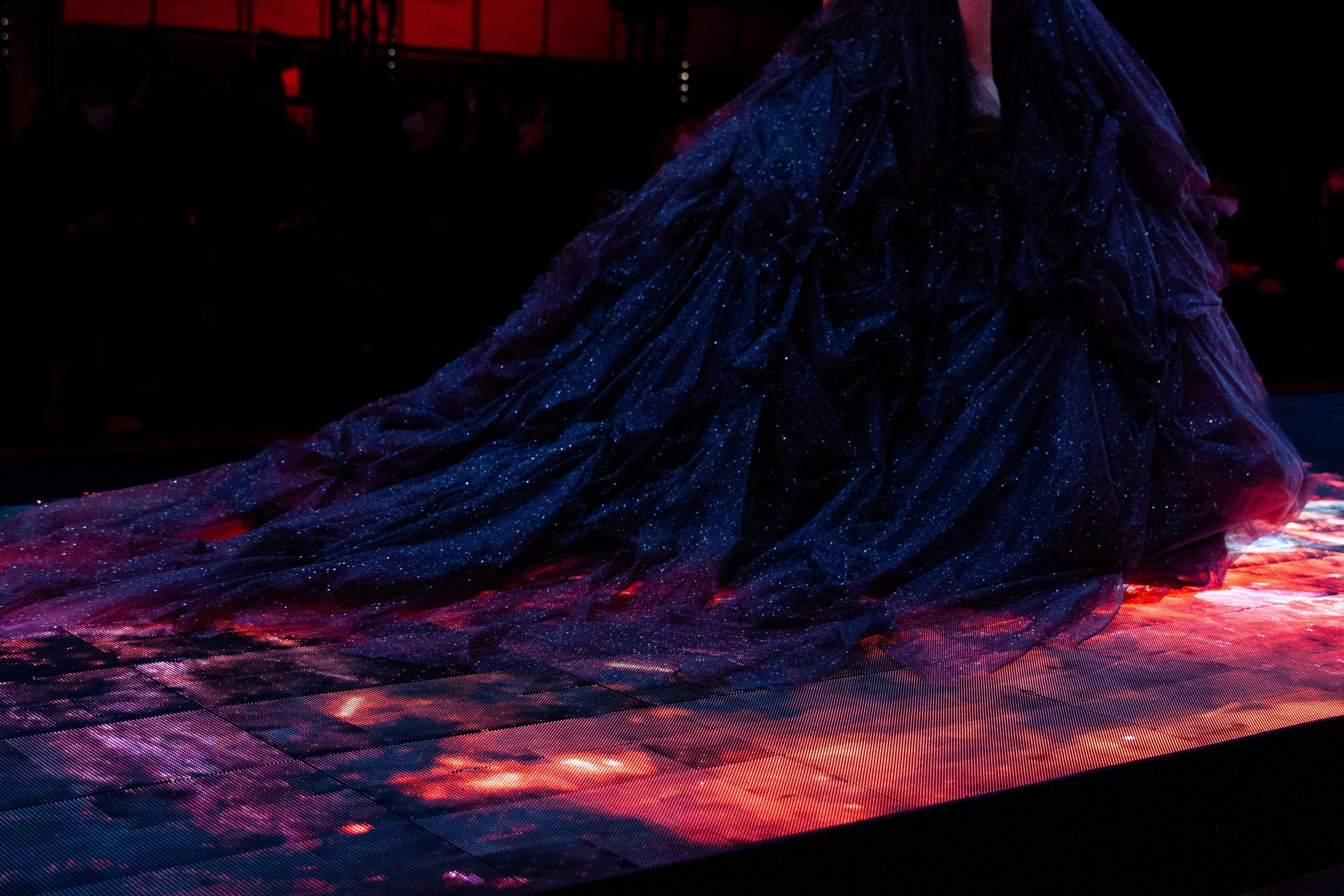 GRETEL Z. Elizaveta Razumova: Cinematic Photography for Love, Weddings, Portraits & Brands