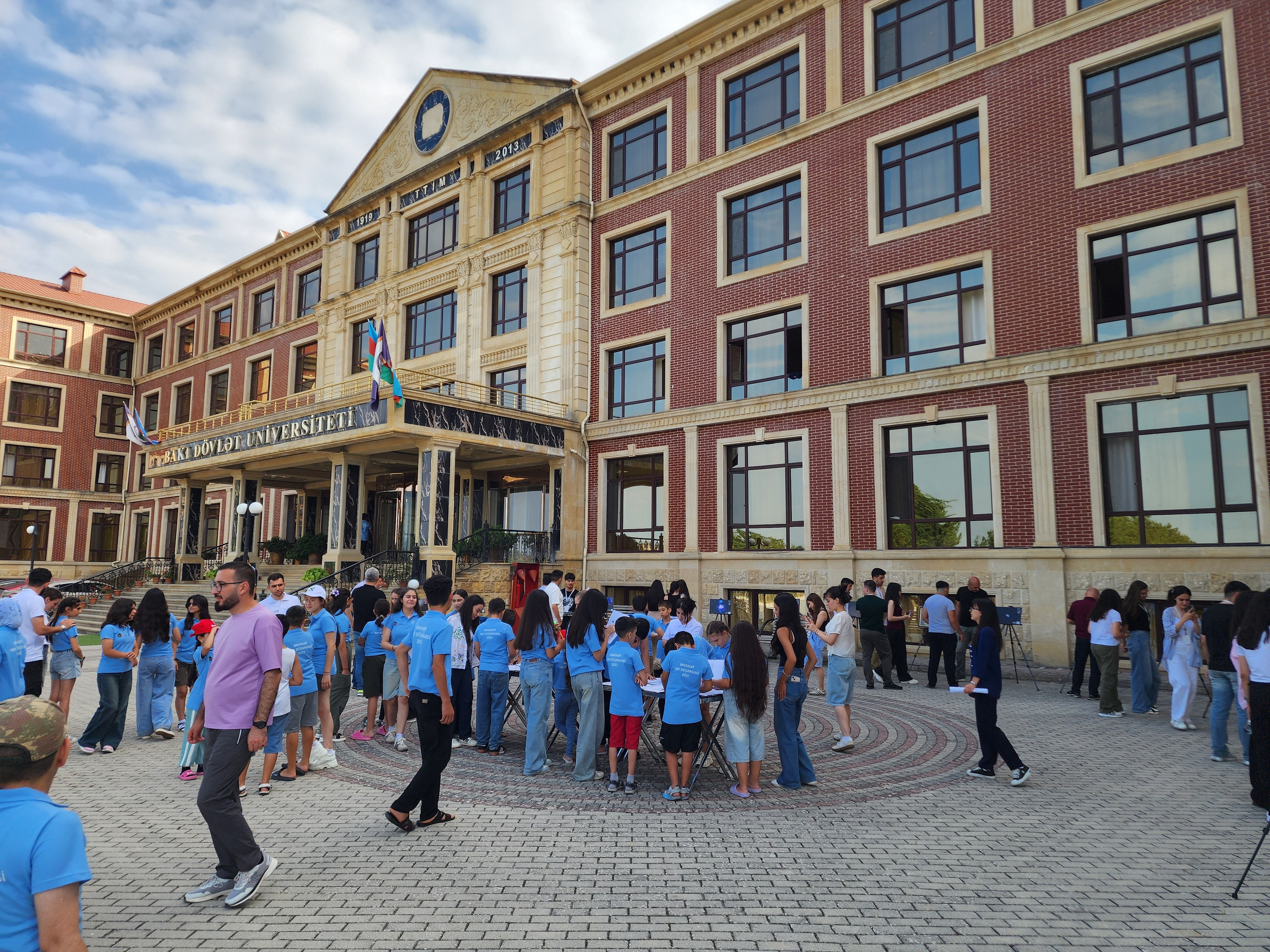 Yay düşərgəsində “Astronomiya axşamı”. Həvəskar Astronomlar Cəmiyyəti — Astronomy.az