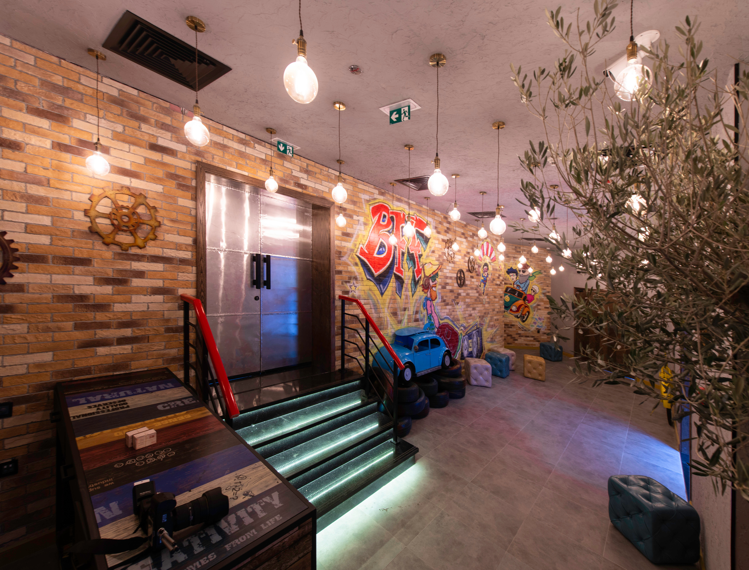 Kathrin Kovshova artbykovshova