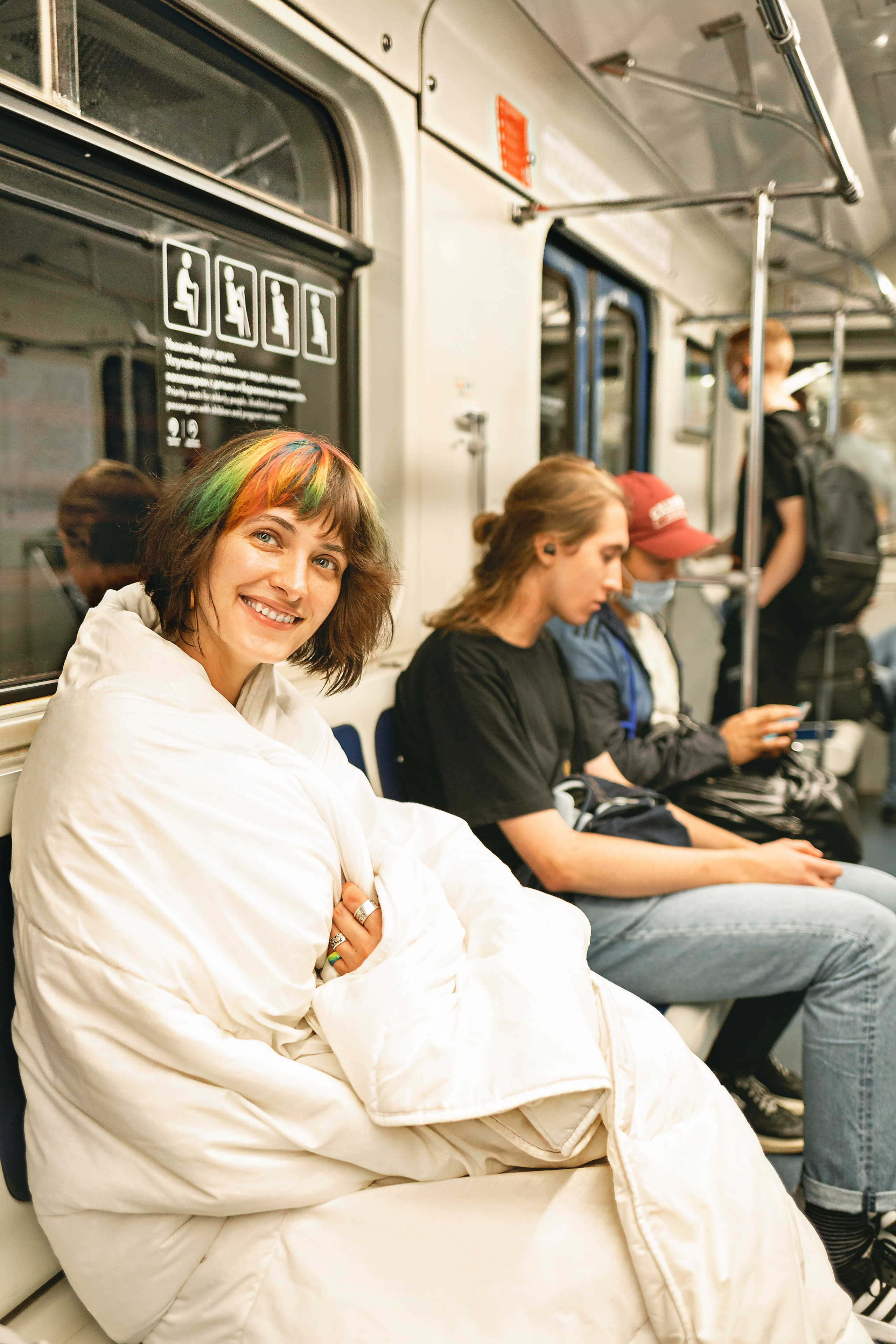 Asya | Blanket in the metro. Sasha Amelie — Lifestyle Photographer NYC