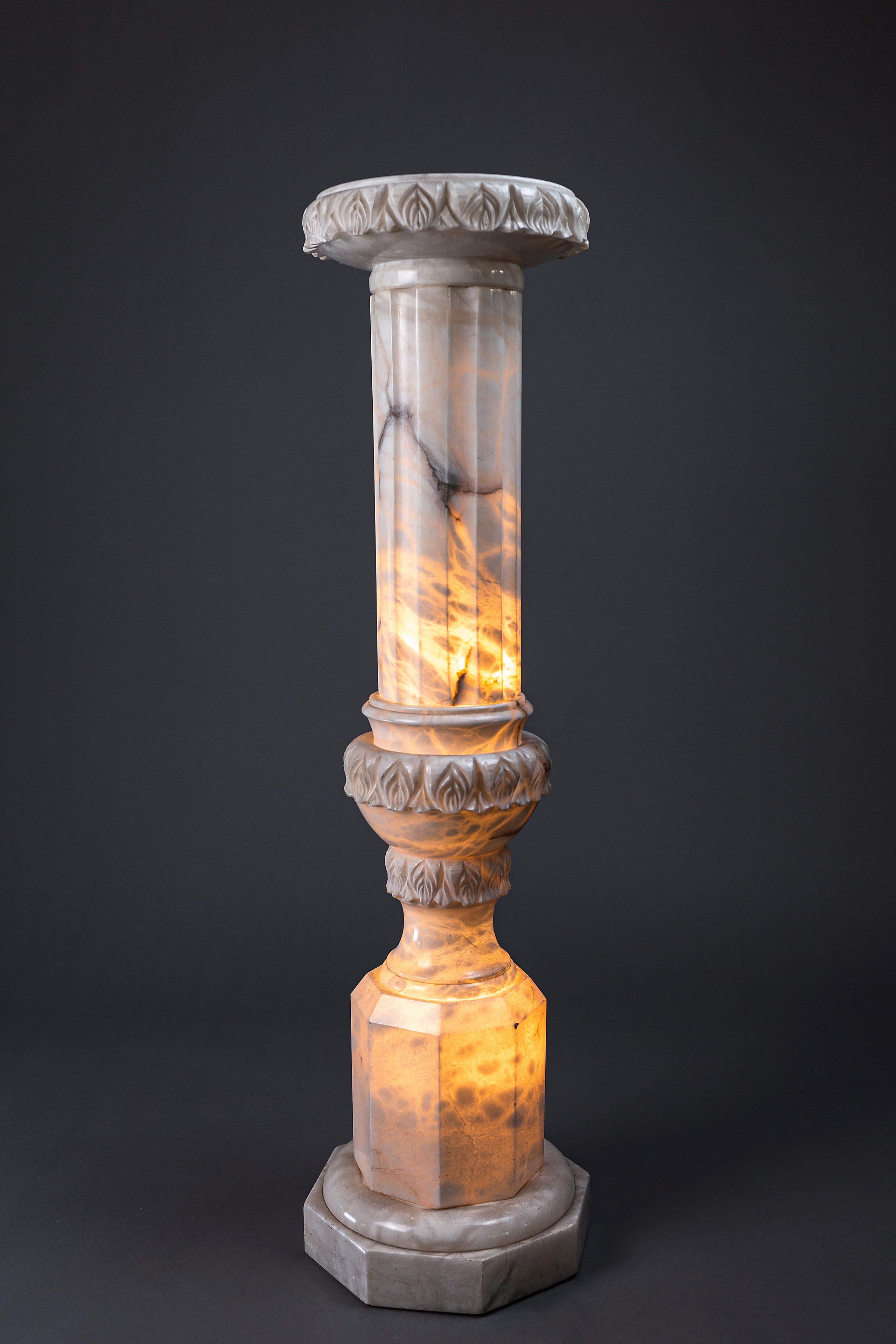 Antiques & Art Gallery | Givie Vechy. Sasha Amelie — Lifestyle Photographer NYC