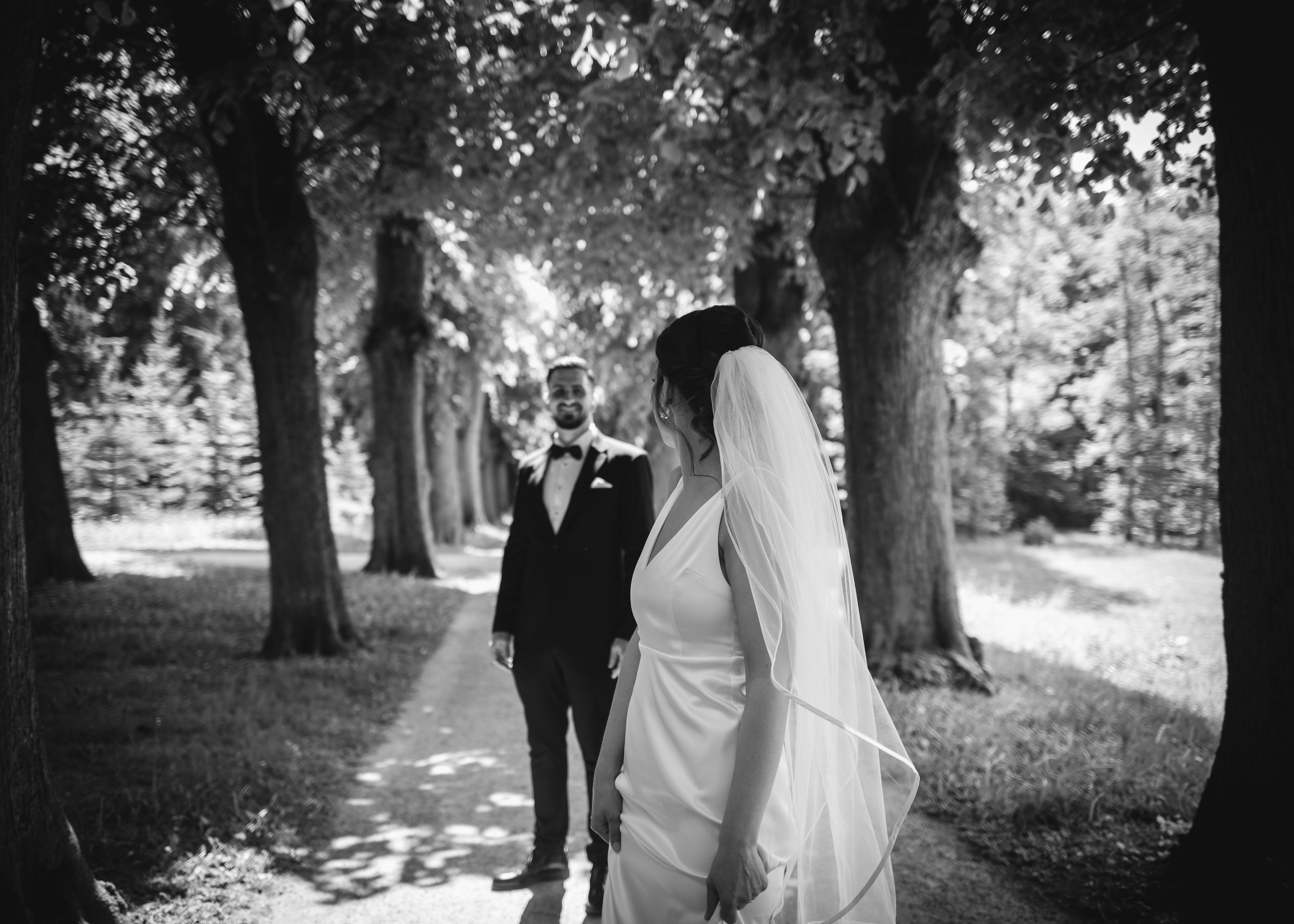 Vida | Martin. Professional wedding photographer in Copenhagen, Denmark — Julia Byron