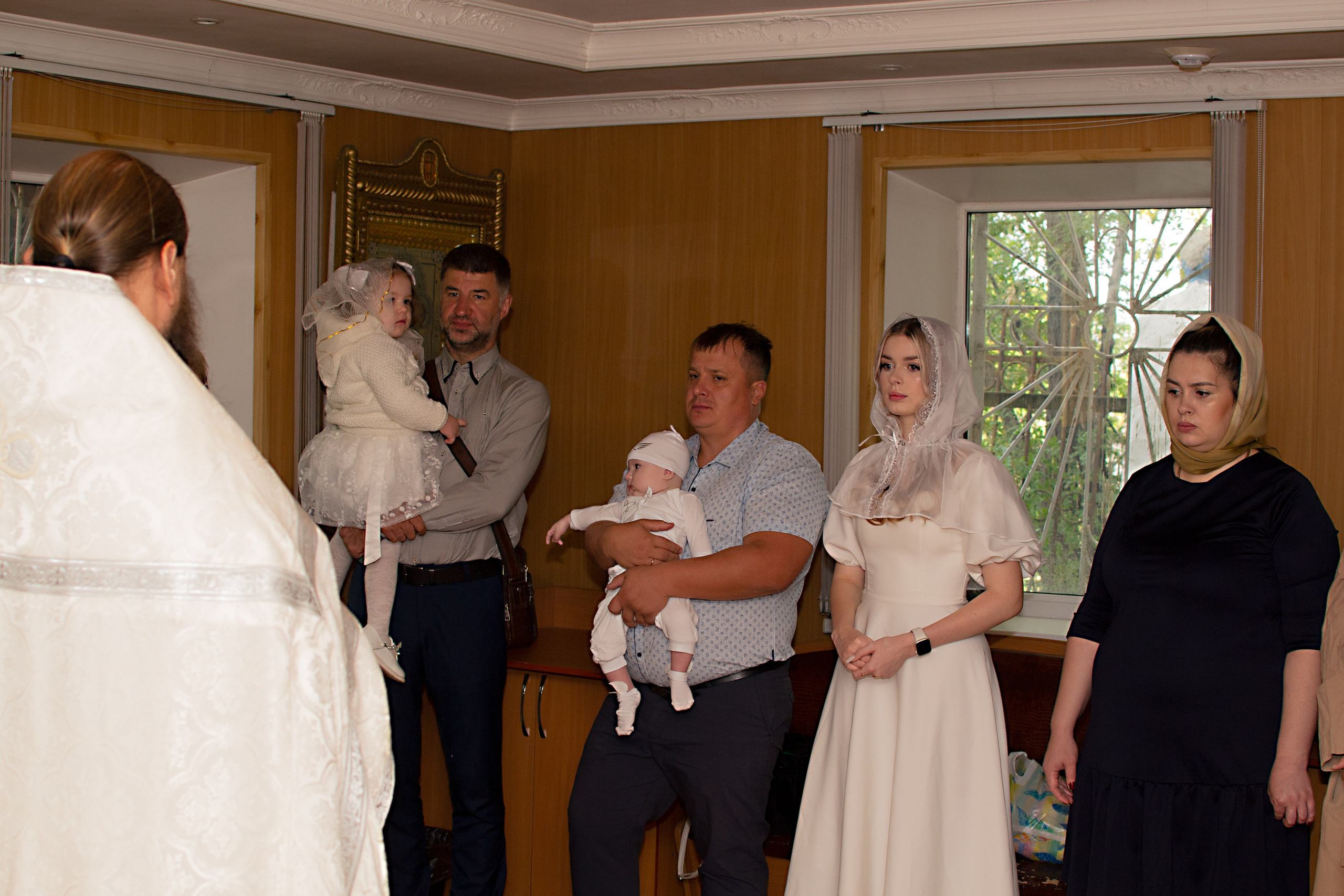 Таинство крещения. Фотограф новорожденных в Темиртау и Караганде Любовь Жукова newborn