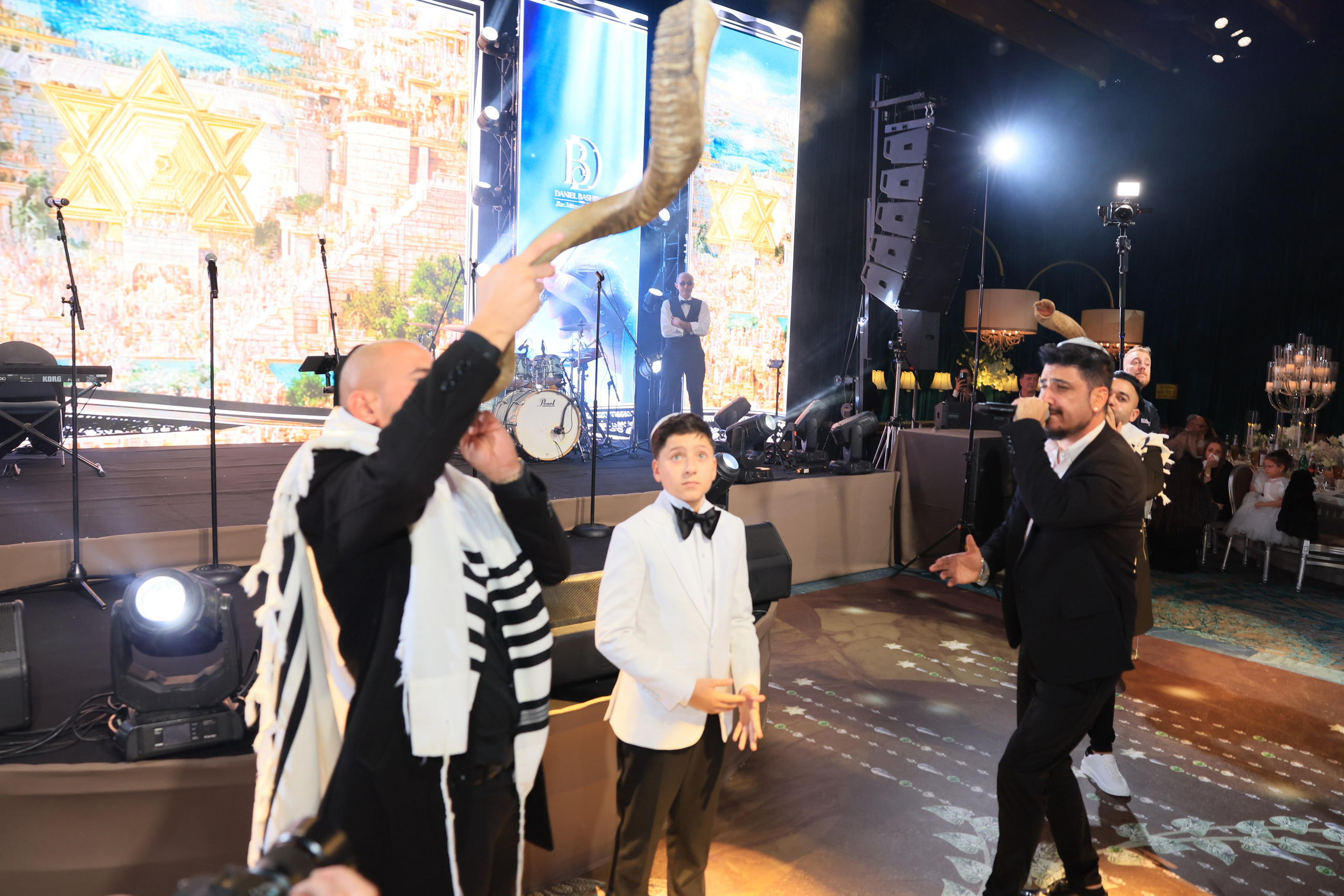 DANIEL. Фотографы на свадьбы и мероприятия Студия «Шалом»