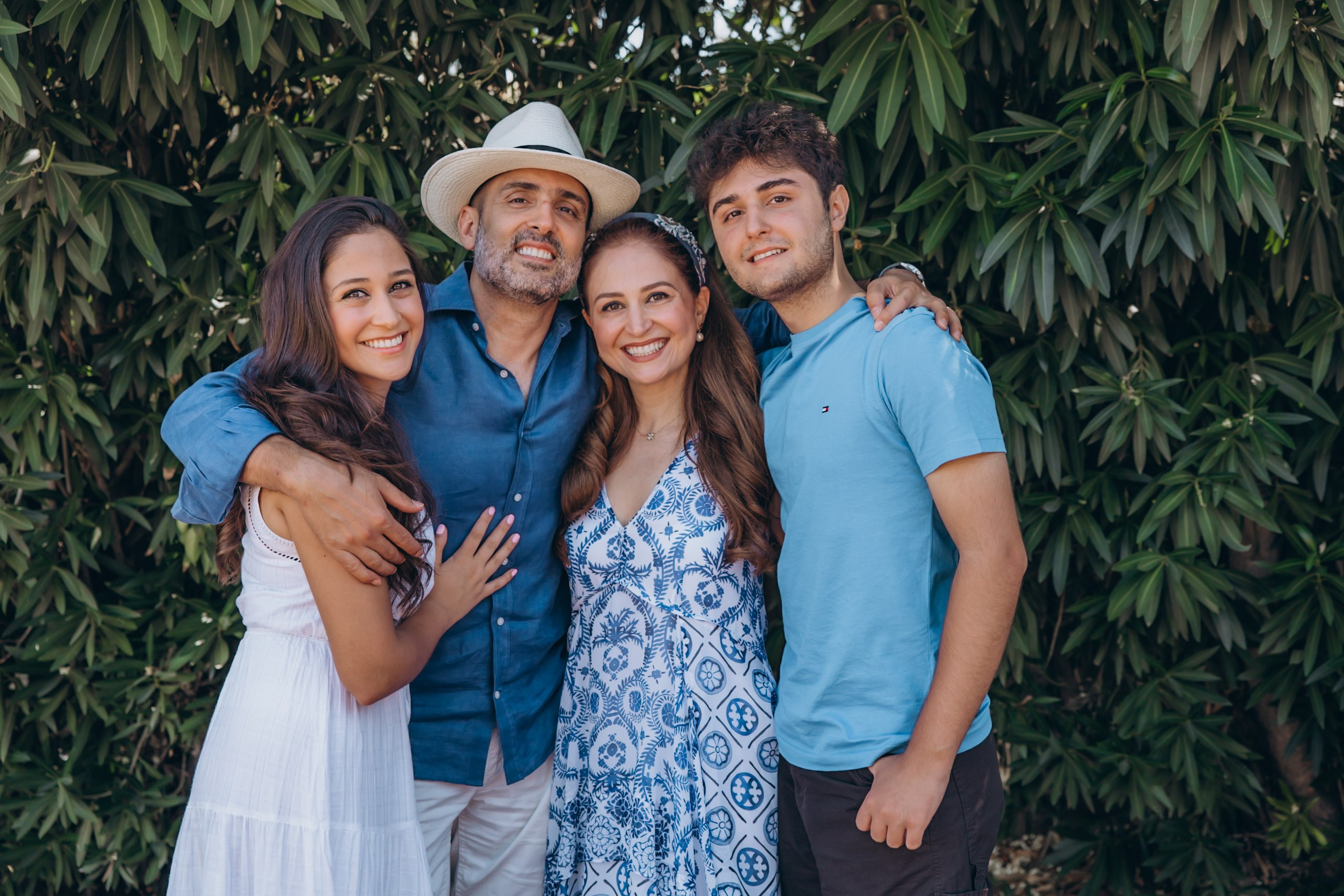 Events and big family photos. Family and children’s lifestyle photographer Elena Tumanova