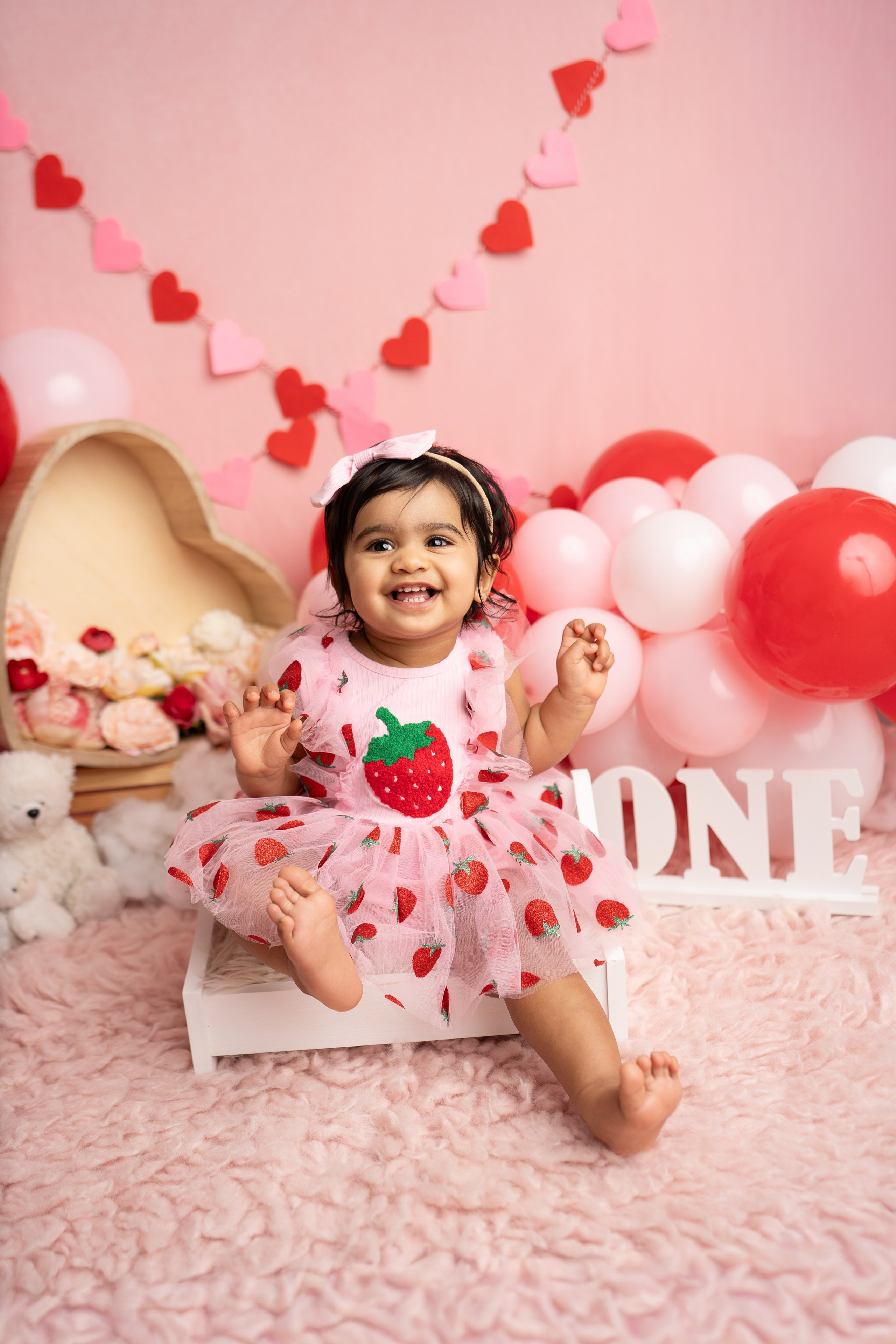 Cake Smash. Maternity, family and newborn photography in San Francisco Bay Area