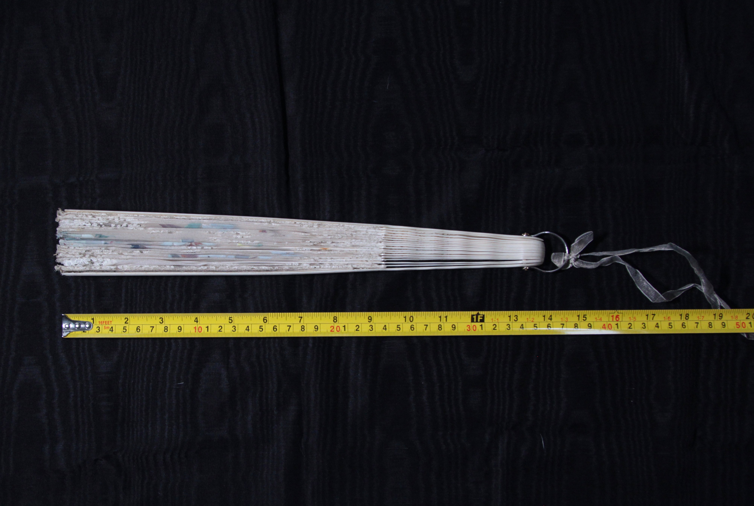 Birdsfan. Современнные и актикварные украшения в Барселоне, Москве и Санкт-Петербурге