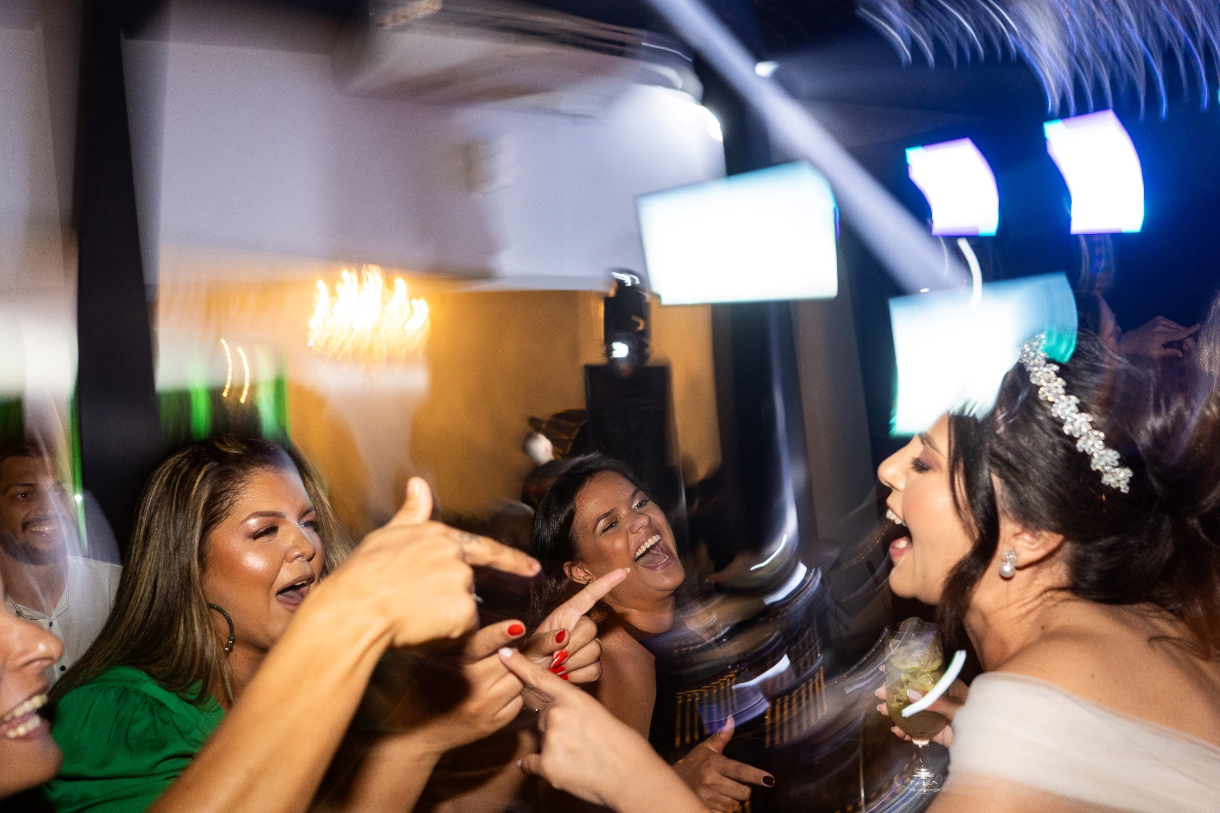 Casamento Aliriane e Willian — Novo Horizonte. Fotógrafo de casamento e Filmmaker de casamento