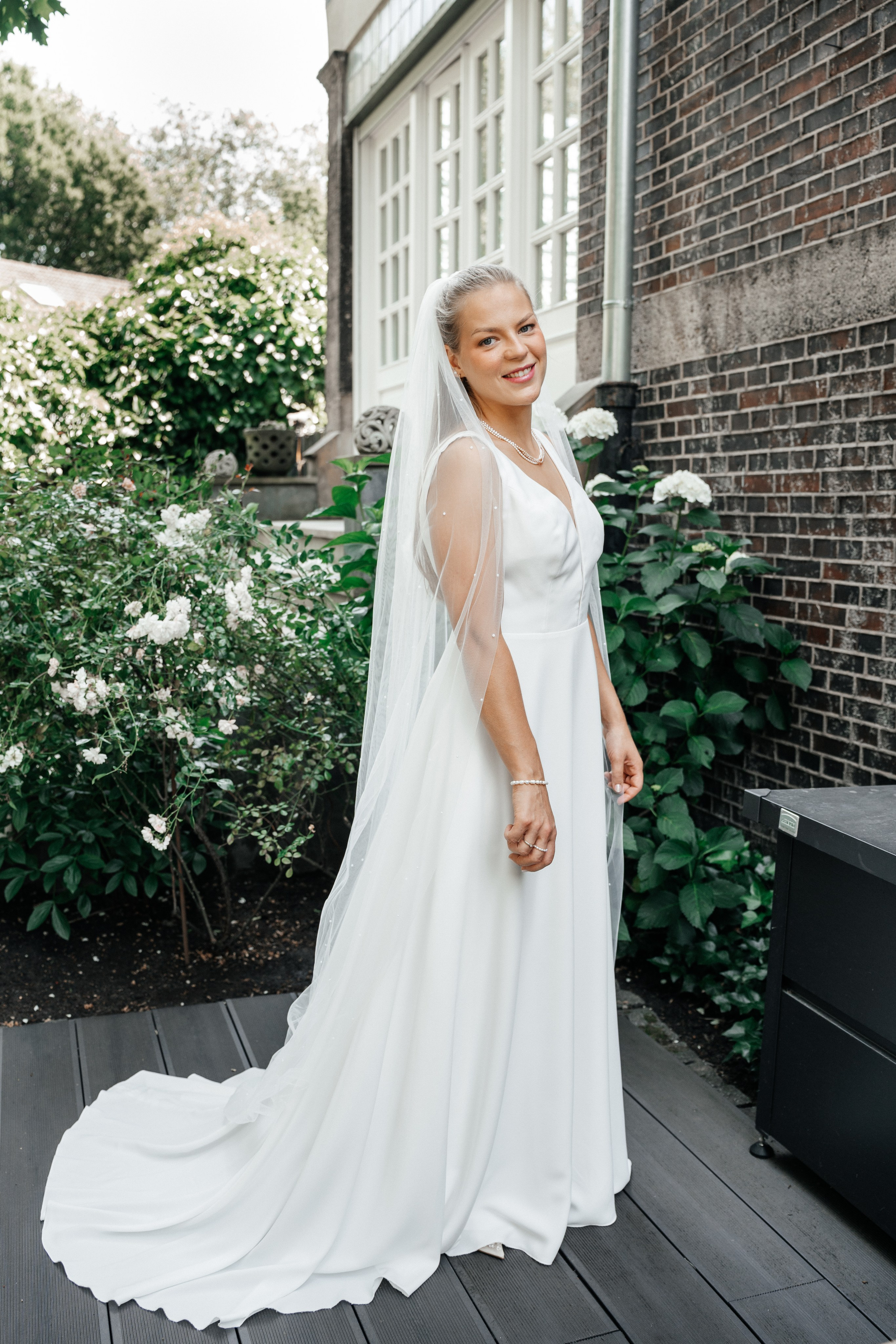 H & S, AVERDUNKSHOF. Wedding Photographer Germany