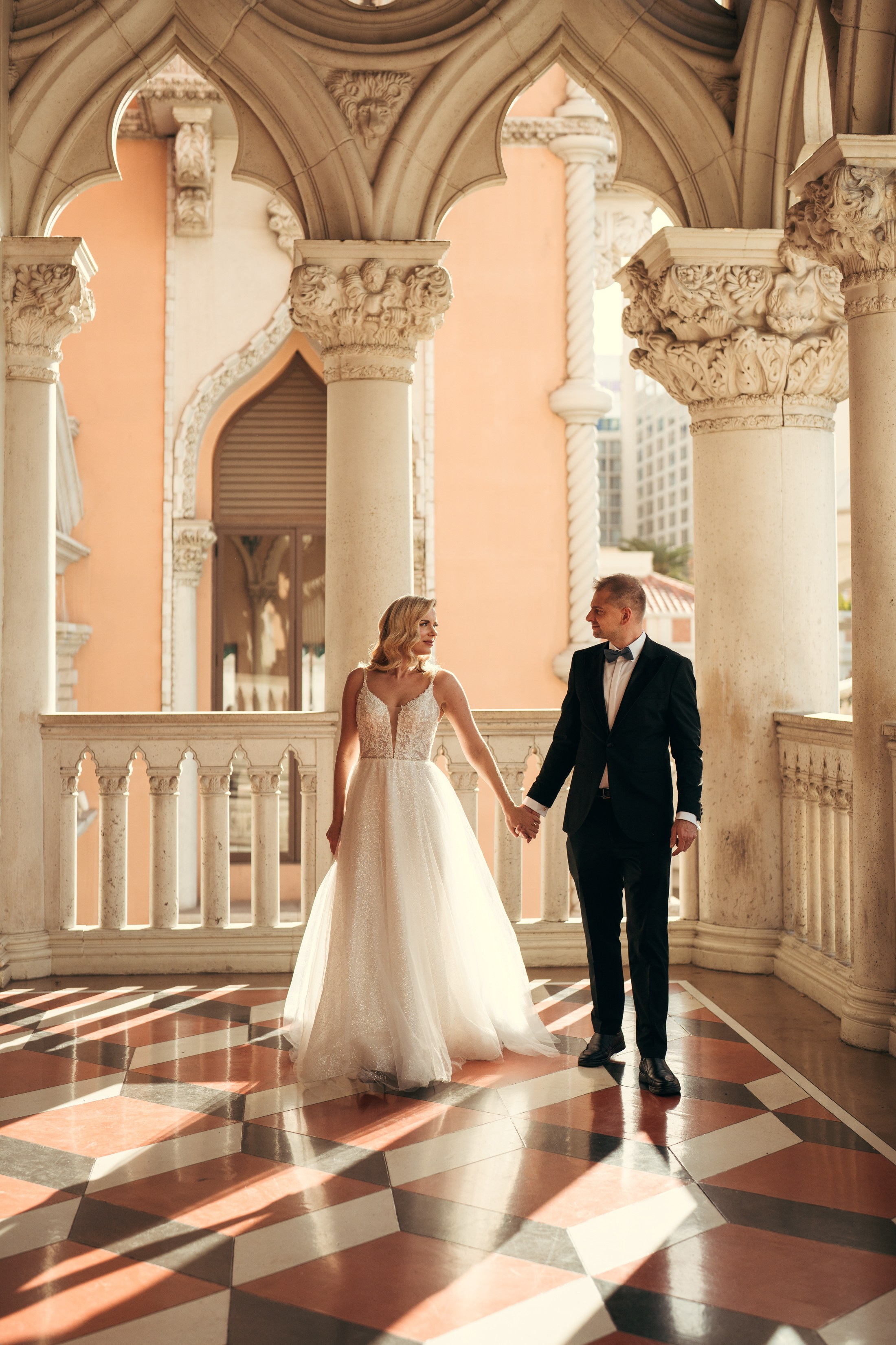 Yrina&Miroslav. Wedding & elopement photographer Viktoriya Kravtsov. Las Vegas