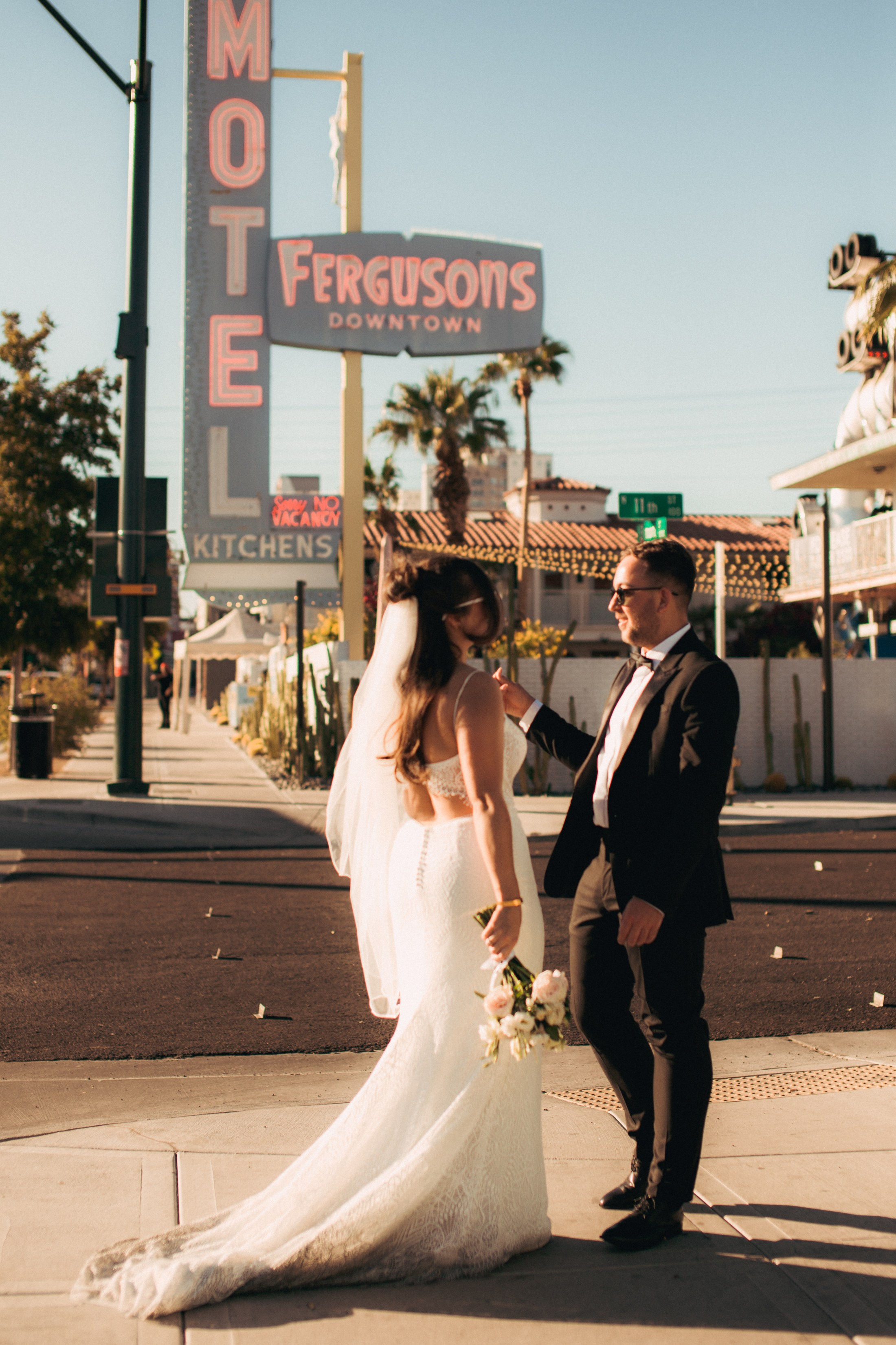 Georgia&Kyran. Wedding & elopement photographer Viktoriya Kravtsov. Las Vegas