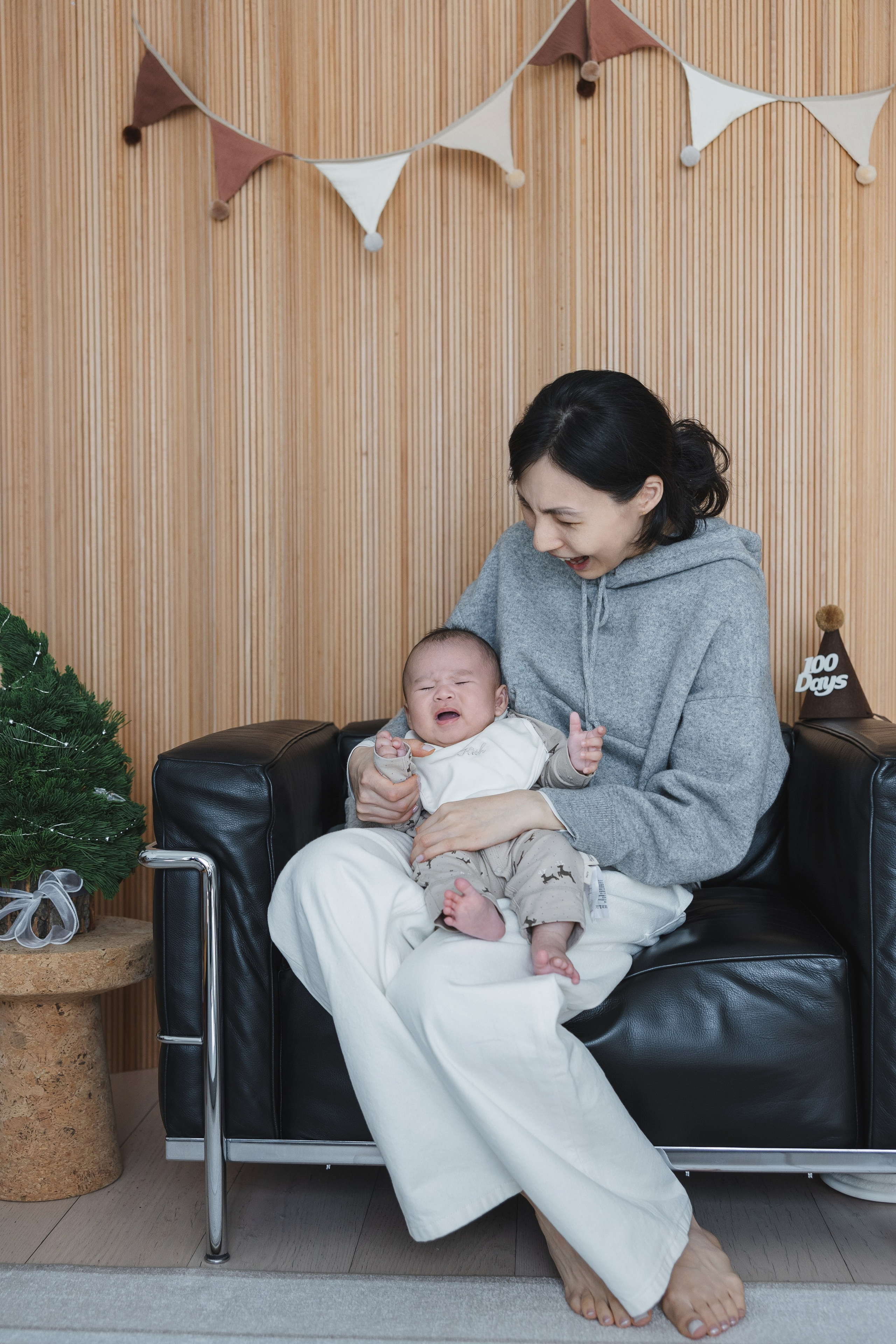 NewBorn photo shoot. Shanghai Family Photographer Dora