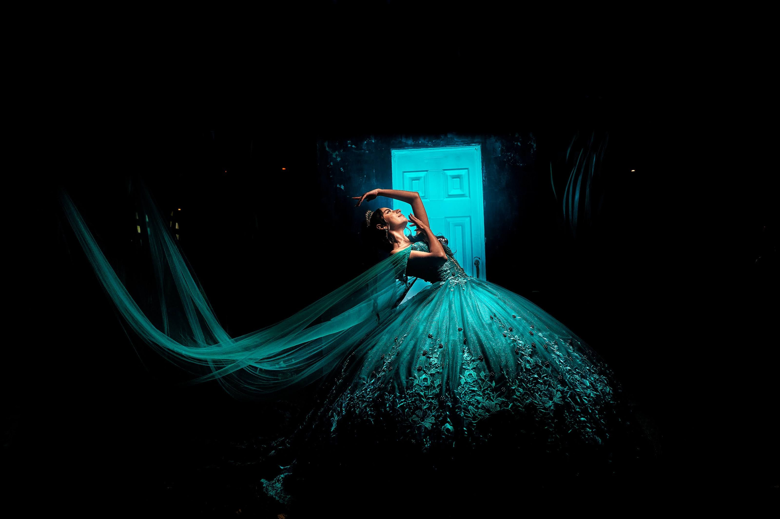 Mis 15 | Sesiones de Fotografía Modernas. Wedding Photography & Videography by ZZ Hendrick | Capturing Your Love Story in Colombia & USA