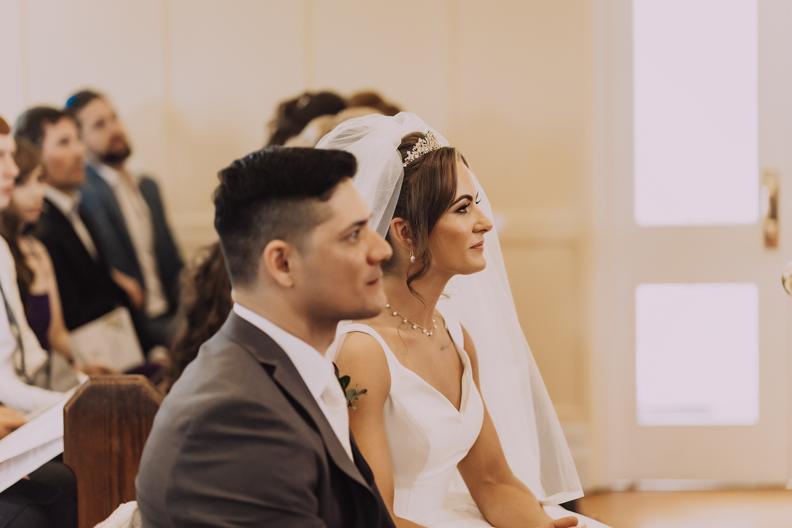 Megan & Oneias. Main