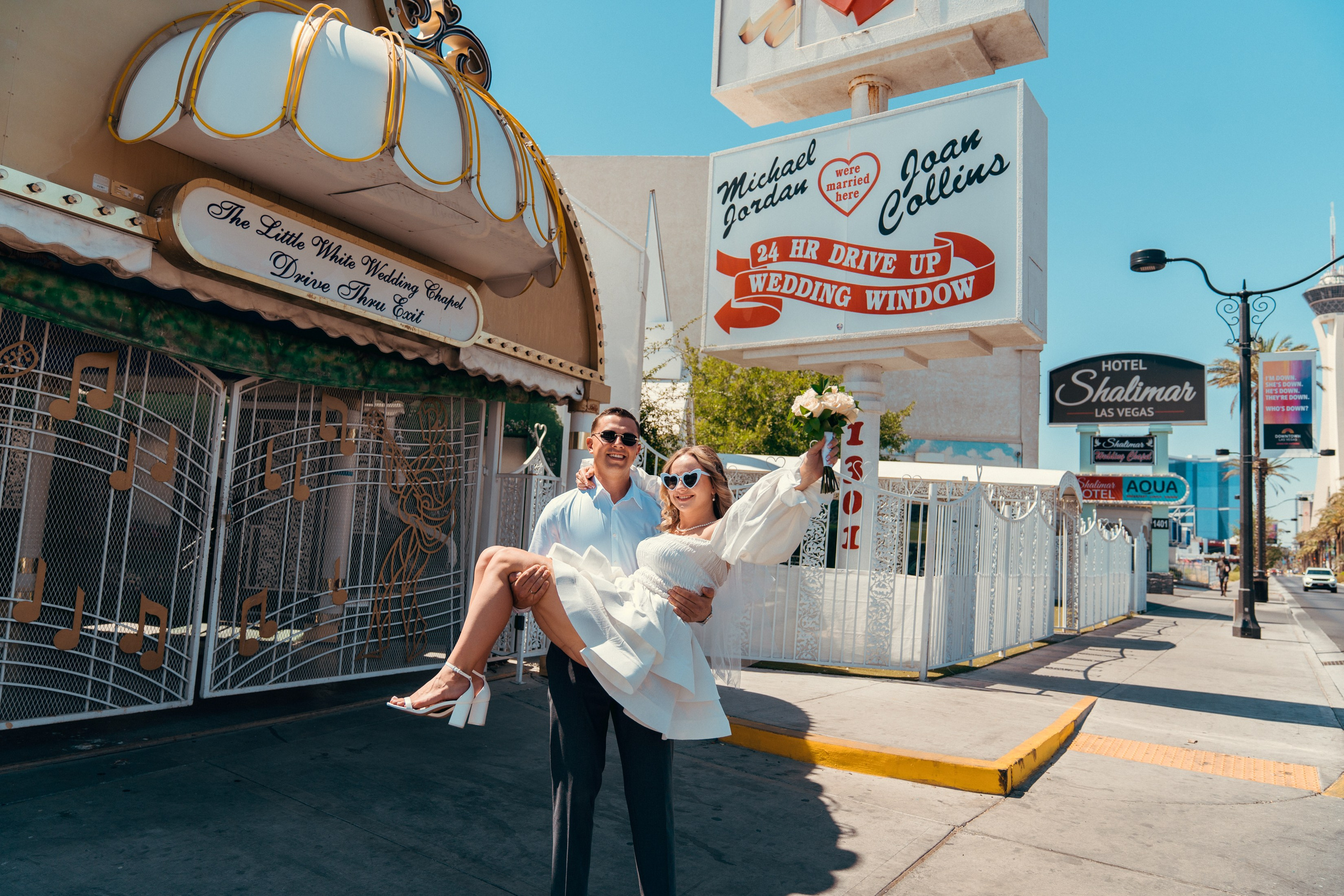 Iryna&Roman. Wedding & elopement photographer Viktoriya Kravtsov. Las Vegas
